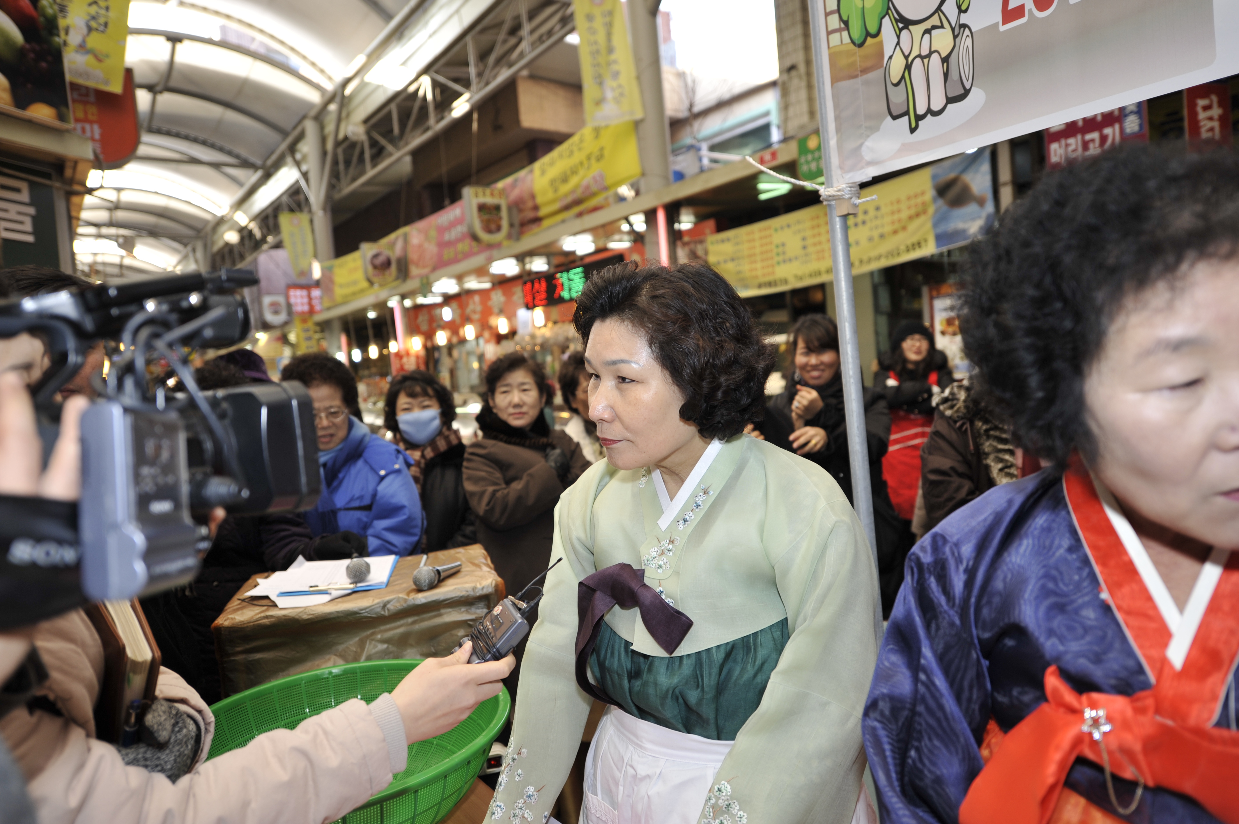 20110125-설맞이 떡설기 자양시장 24449.JPG