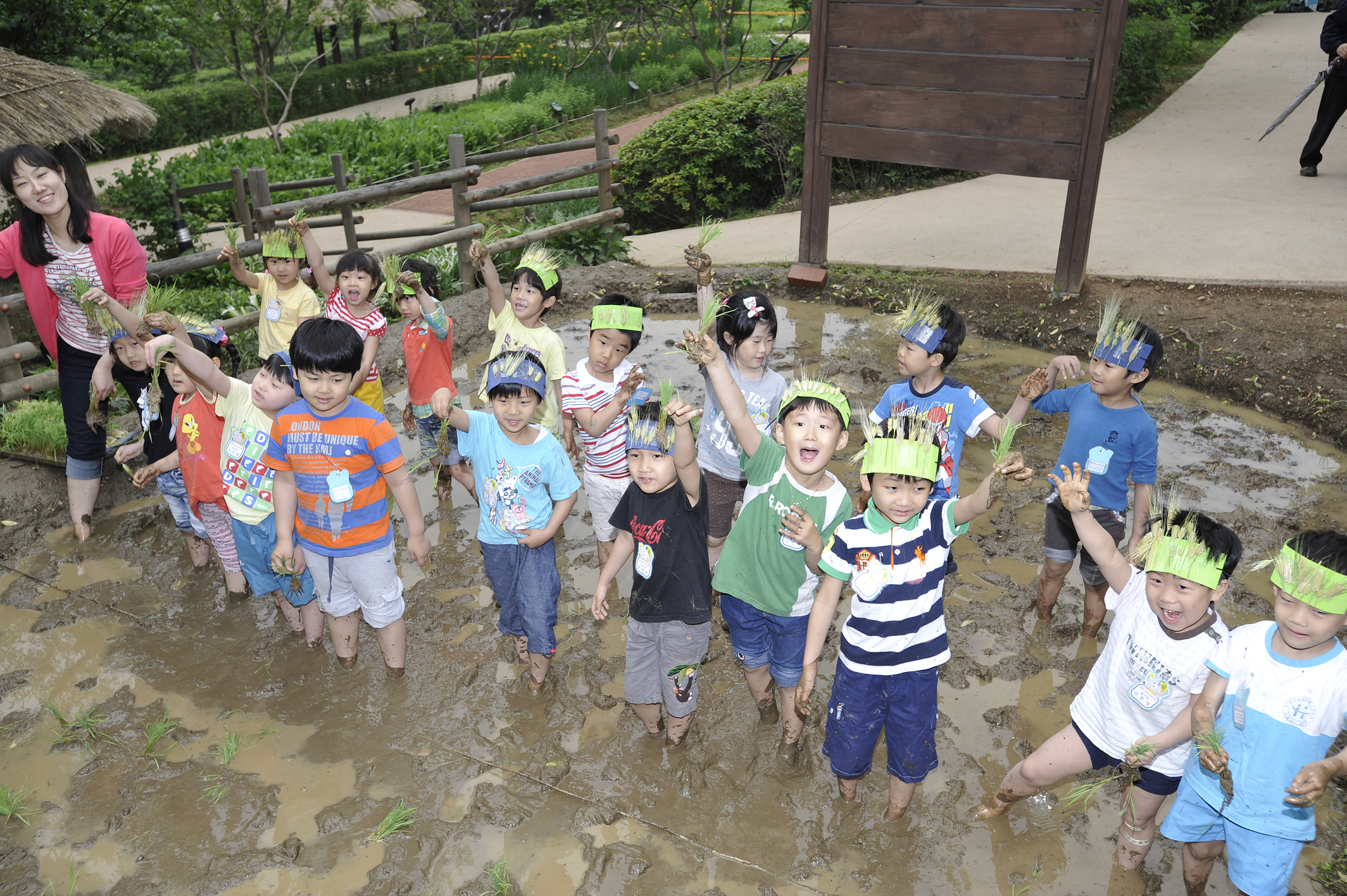 2000531-아차산 모내기 행사 35490.JPG