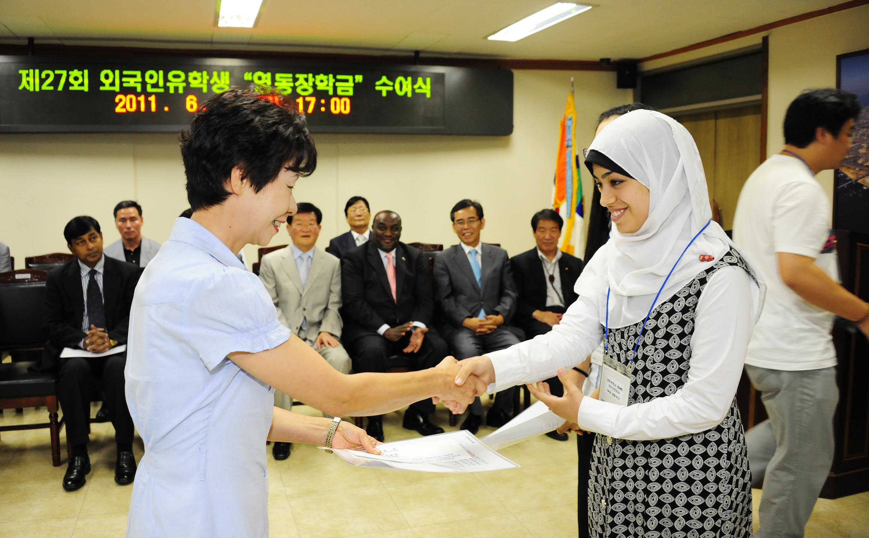 20110624-지구촌 한가족 운동본부 외국인유학생 장학금수여 36595.JPG