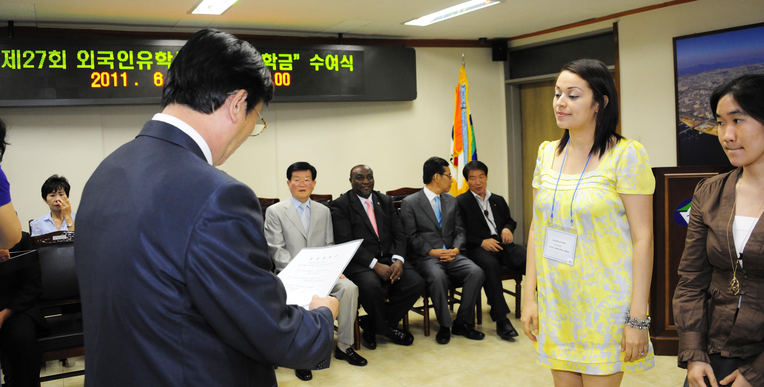 20110624-지구촌 한가족 운동본부 외국인유학생 장학금수여 36574.JPG