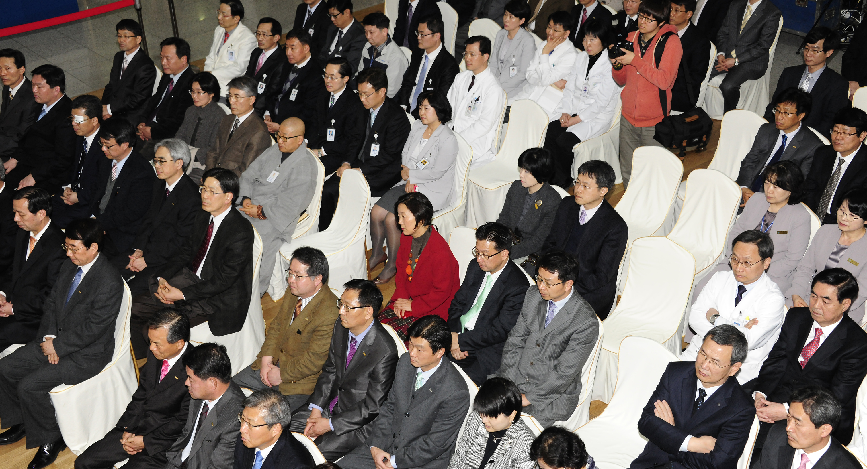 20110321-건대병원 개원 80주년 기념식 및 보건복지부 의료기관인증 획득 현판식 28769.JPG