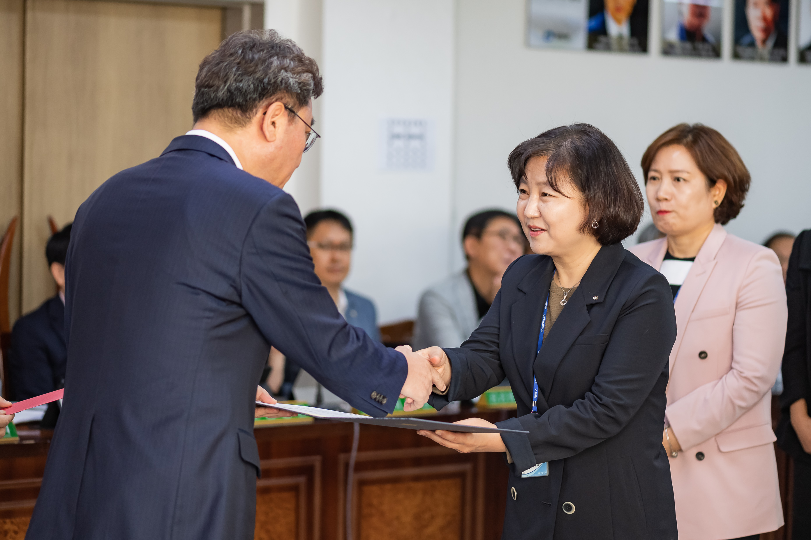20190919-2019년 9월 직무유공 공무원 표창 수여 20190918-123966_s_183449.jpg