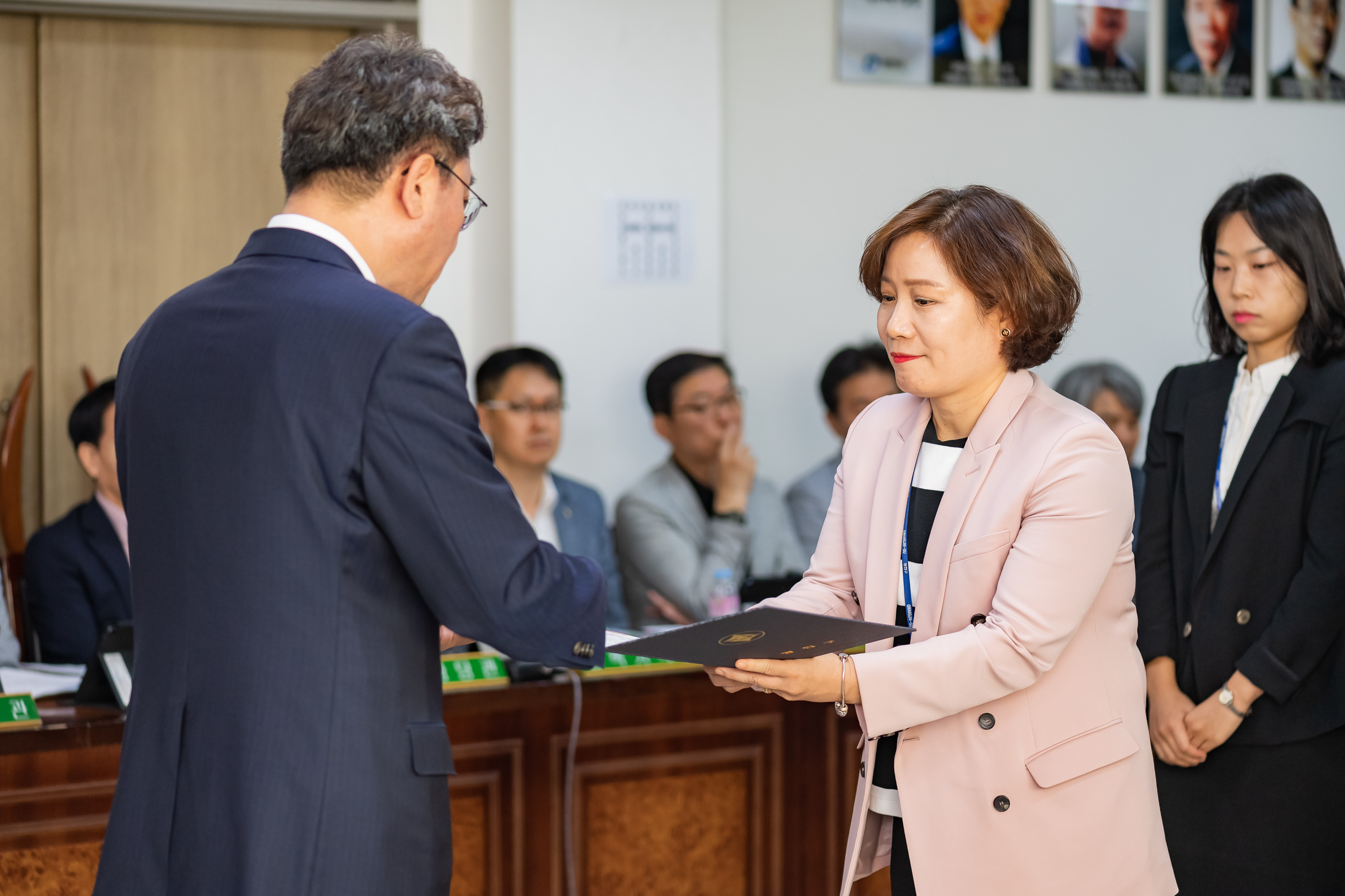 20190919-2019년 9월 직무유공 공무원 표창 수여 20190918-123977_s_183450.jpg