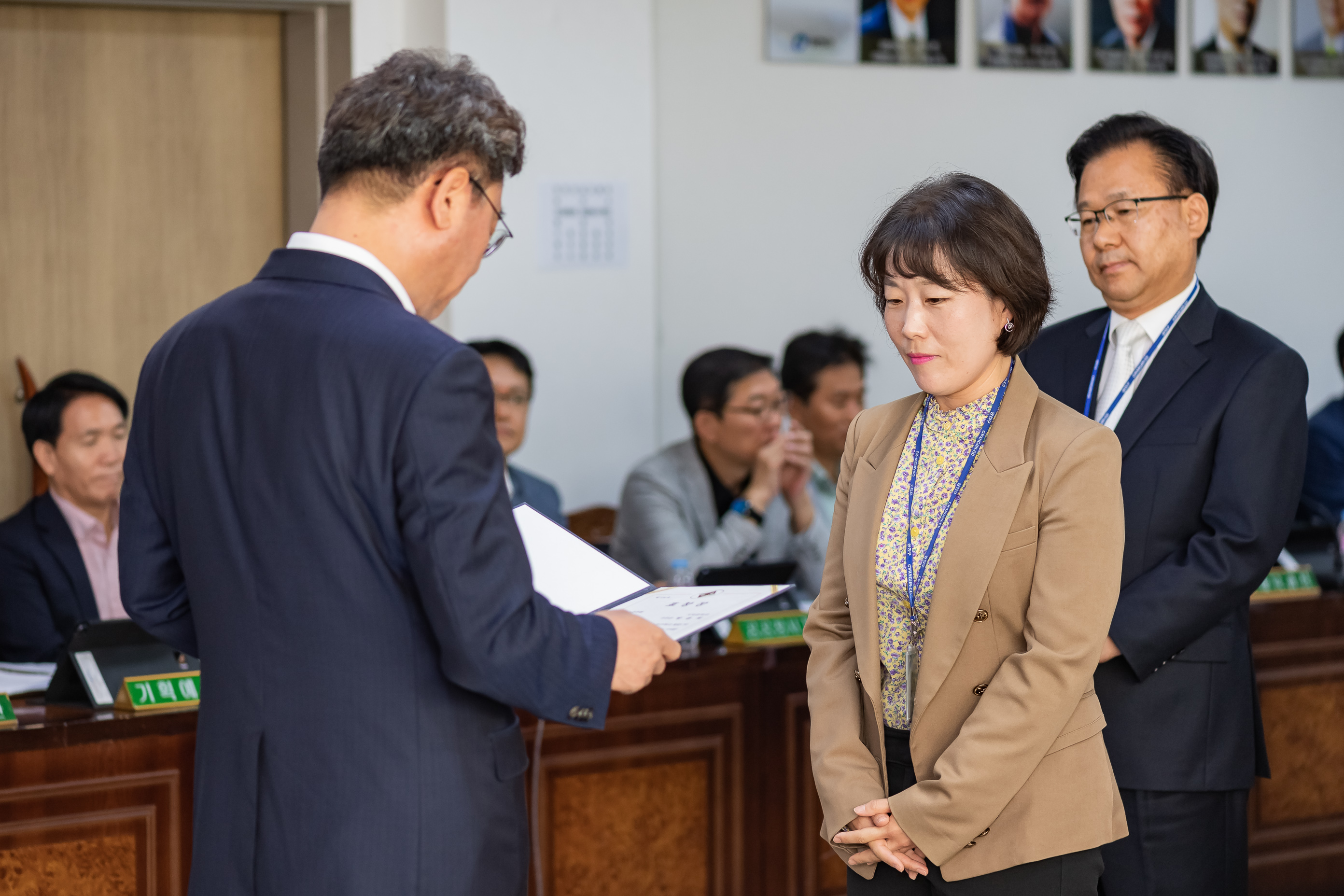 20190919-2019년 9월 직무유공 공무원 표창 수여 20190918-123999_s_183450.jpg