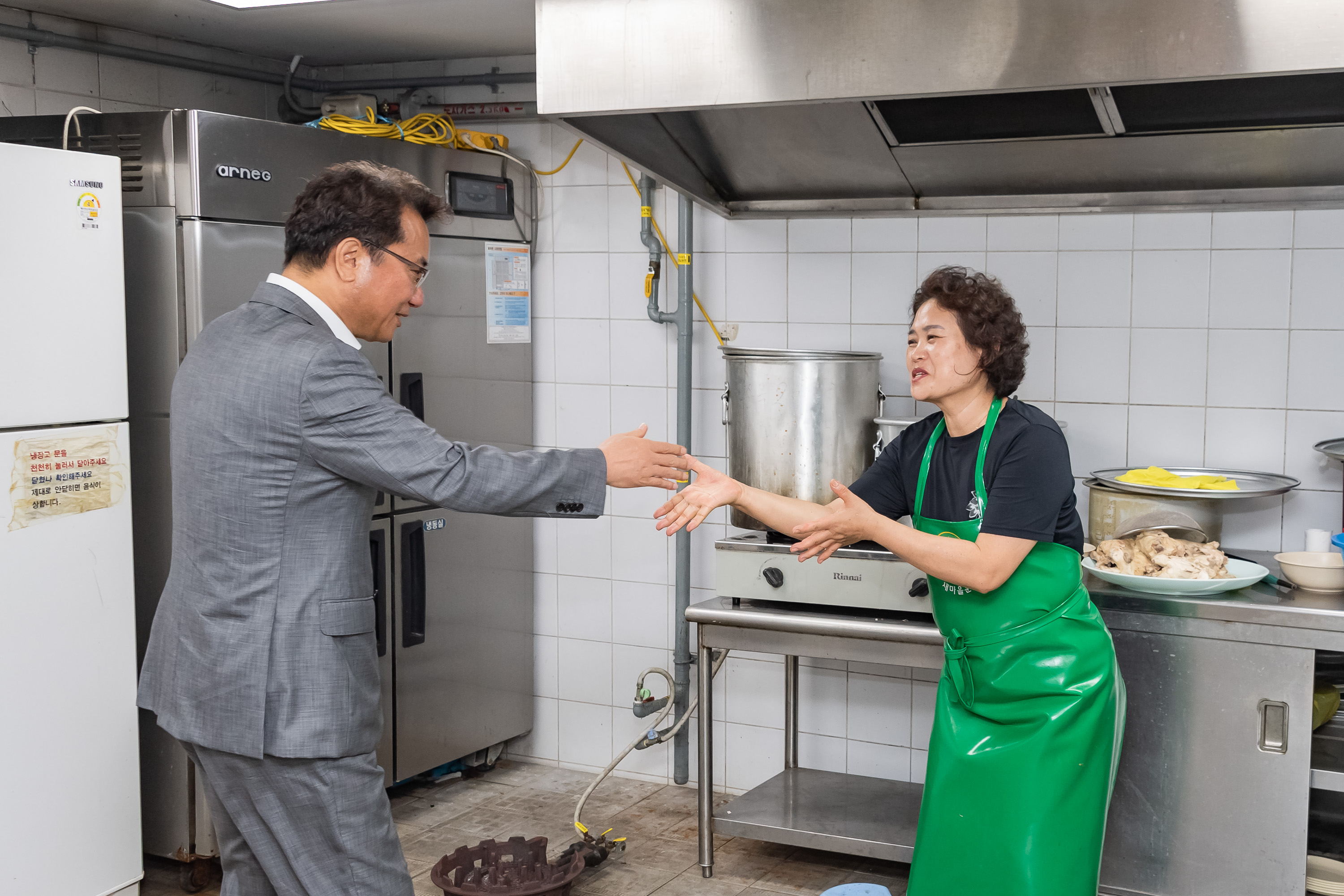 20190722-어르신 건강기원 사랑의 삼계탕-중곡2동 20190722-95515_S_094945.jpg