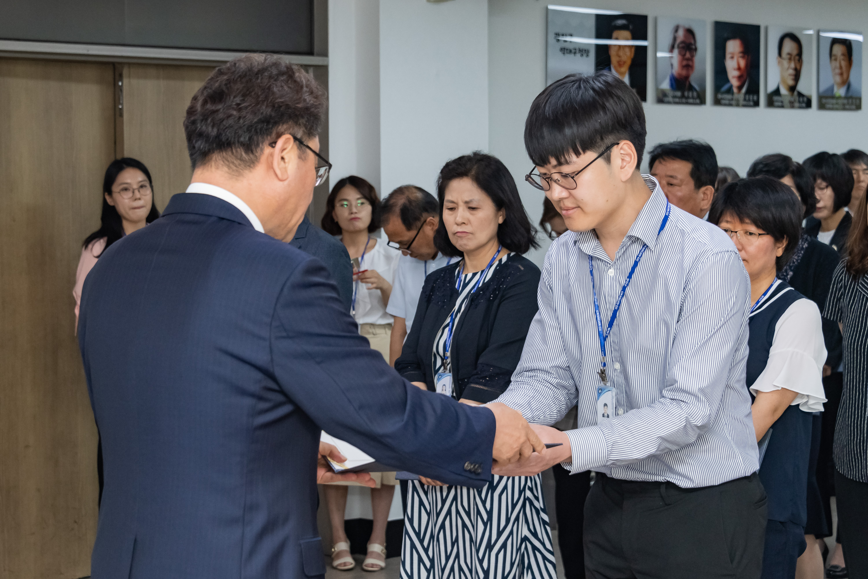20190717-기술직 정기인사 발령장 수여식 20190717-93937_S_175832.jpg