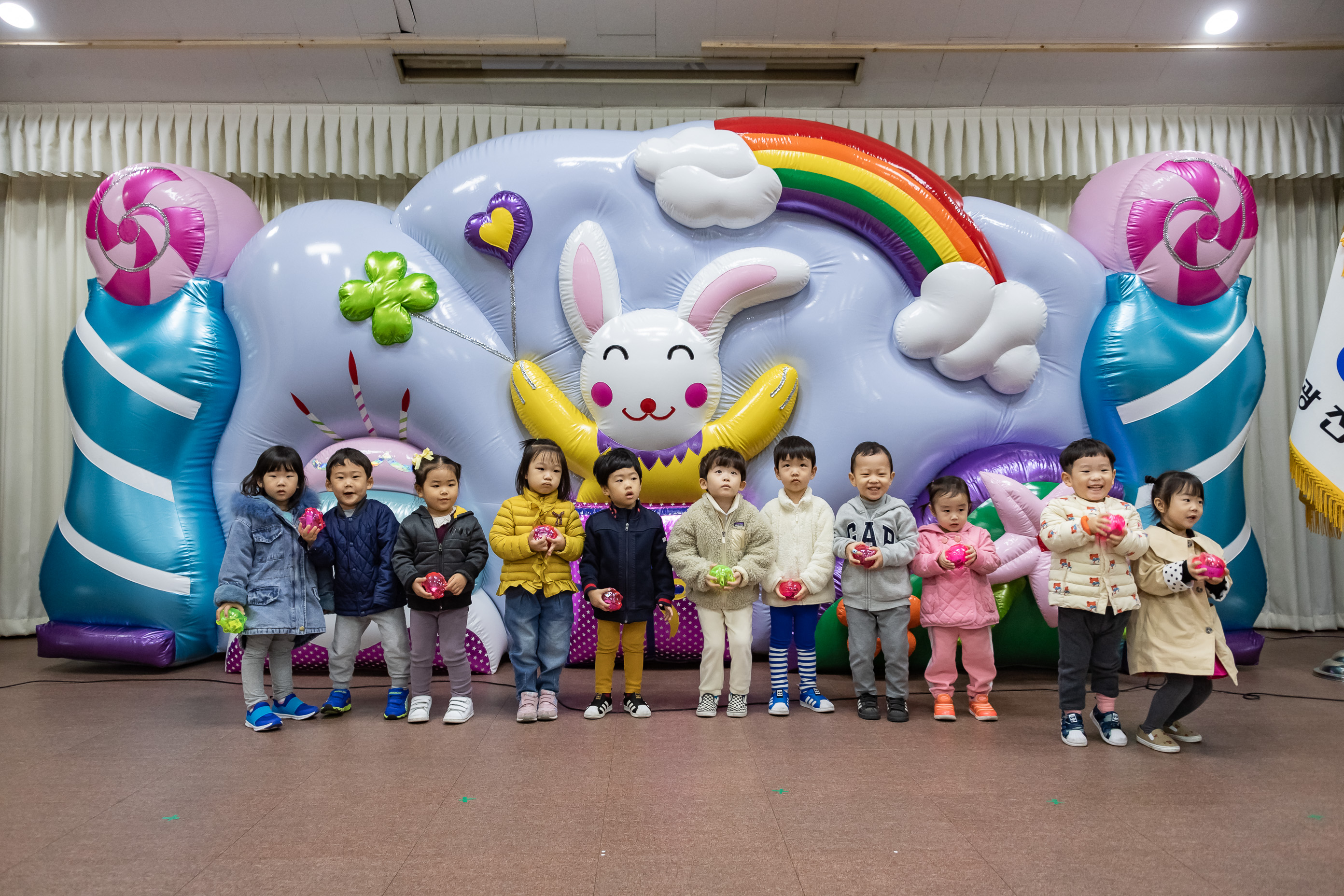 20191107-2019년 제13회 작은손따뜻한사랑이야기-사랑의저금통행사 20191107-189009_s_110040.jpg