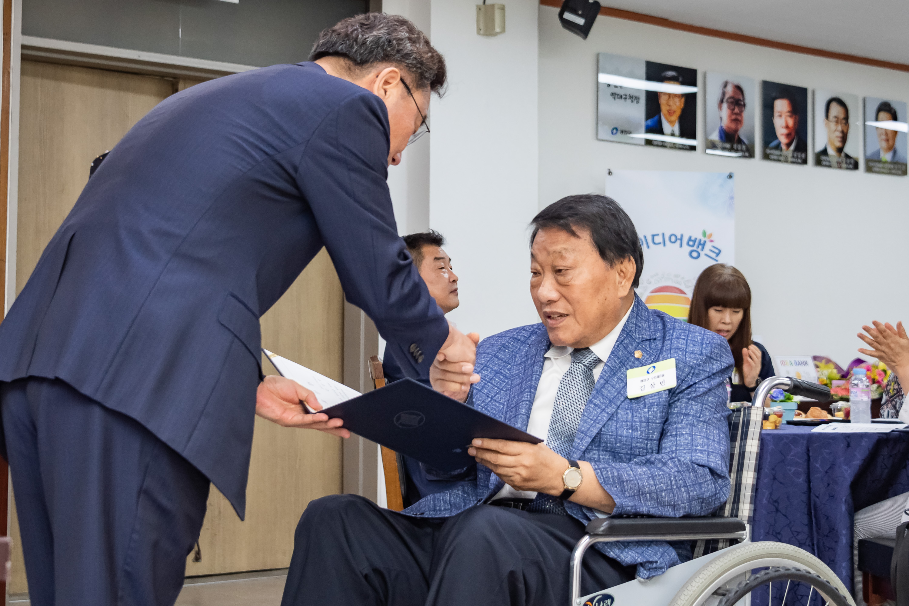 20190822-2019년 8월 정기 구민표창 수여식 20190822-107686_S_211417.jpg
