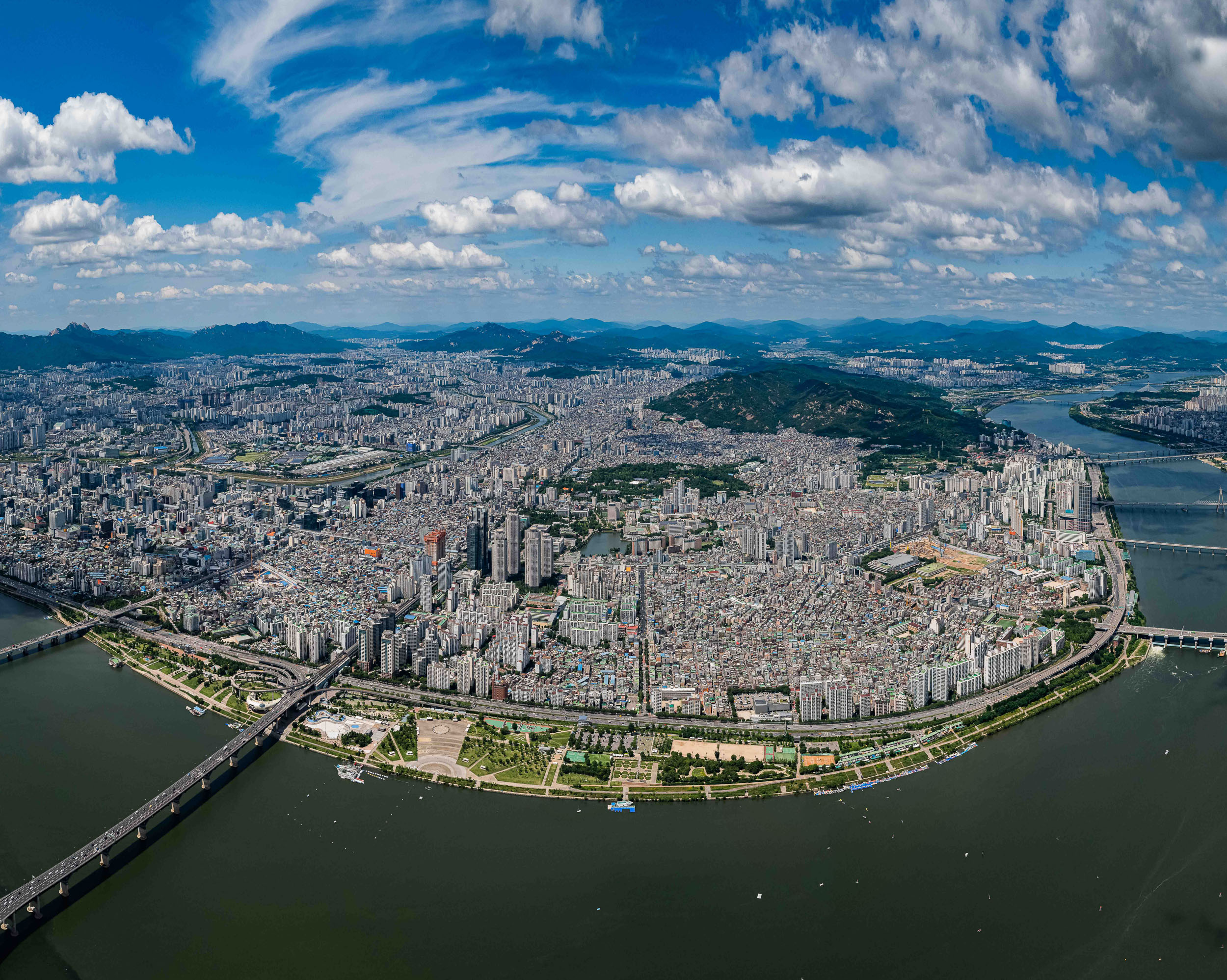20210811-하늘에서 본 광진구 전경-잠실종합운동장 상공 20210616-000106_G_192832.jpg