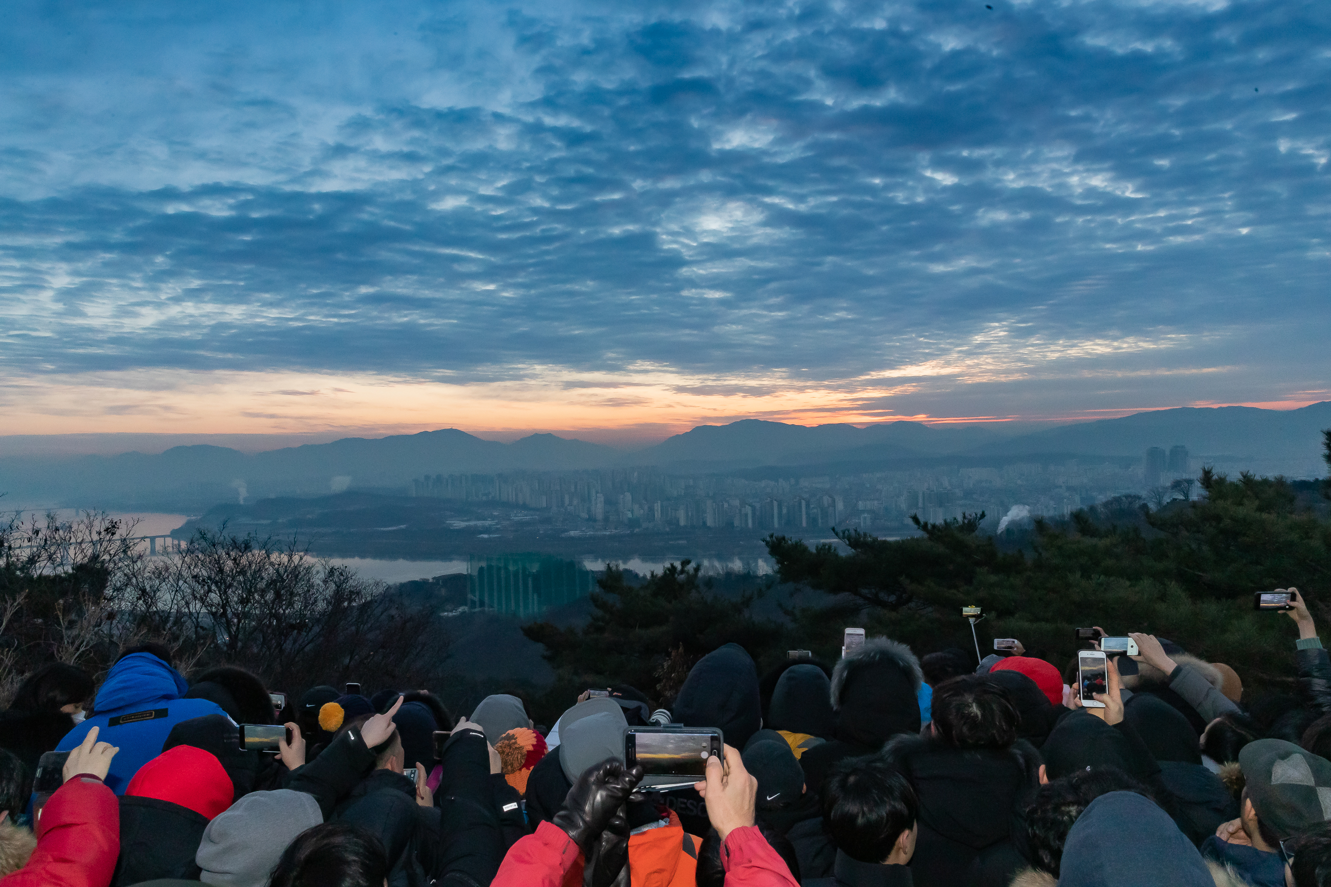 20190101-2019 아차산 해맞이축제 0092_IB1_5281_S.jpg