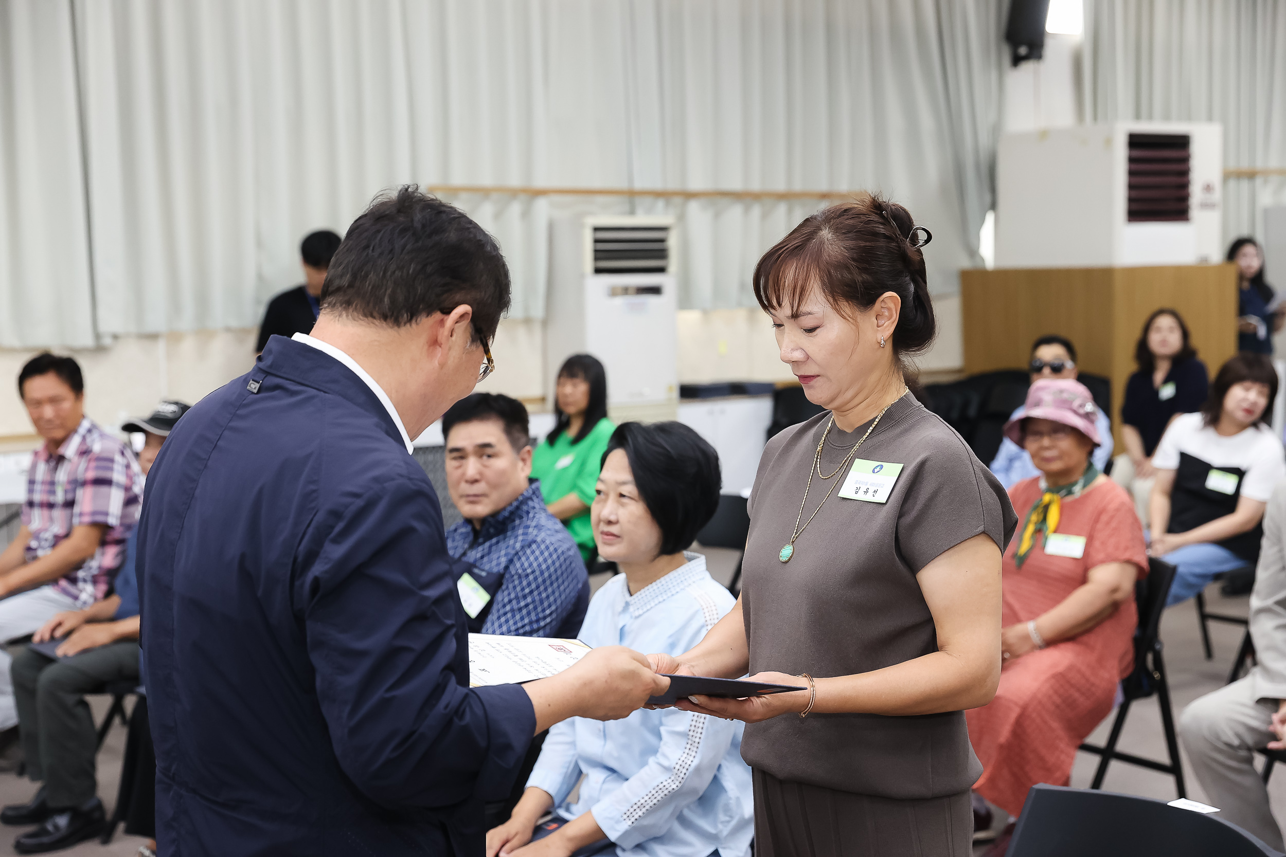 20240627-2024년 6월 정기구민표창 수여식 240627_0040_G_154642.jpg