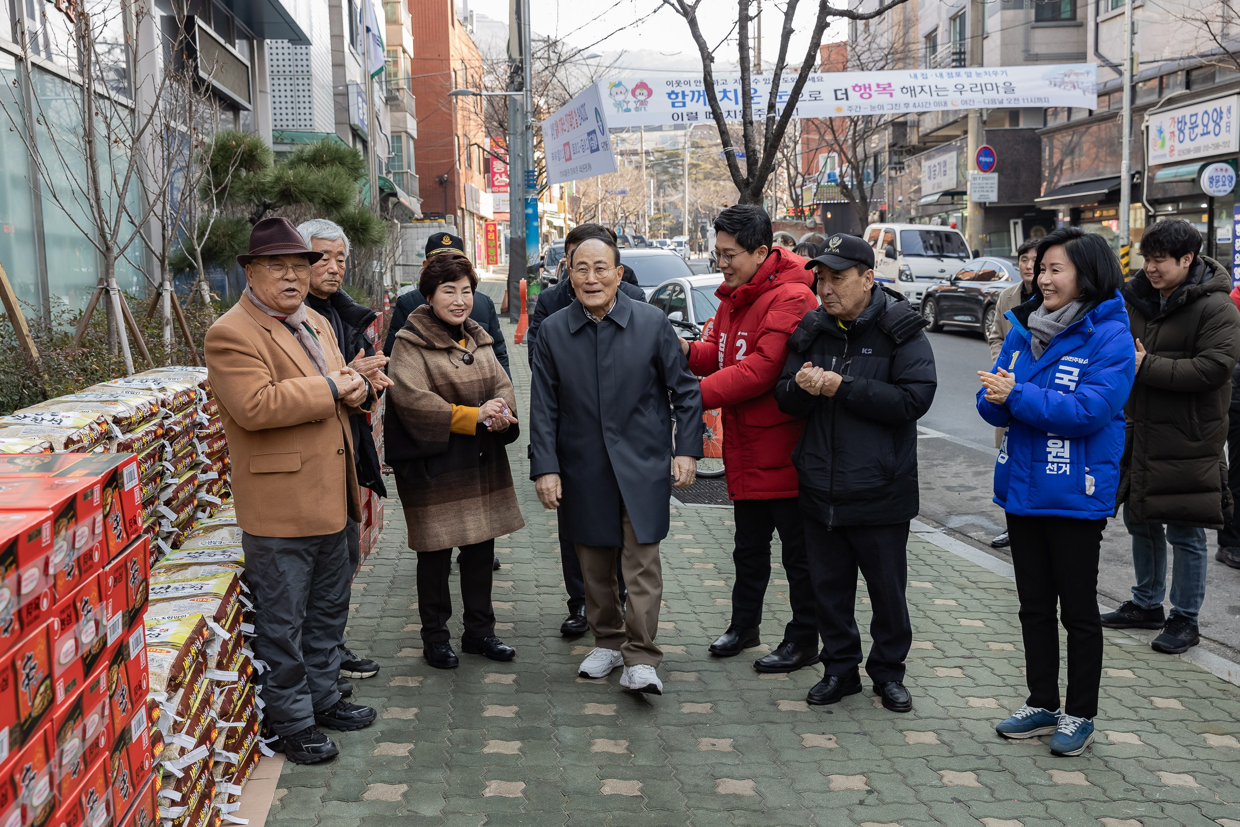 20240130-중곡4동 아차산노인복지회 설맞이 후원물품 전달식 240130_0247_G_175359.jpg