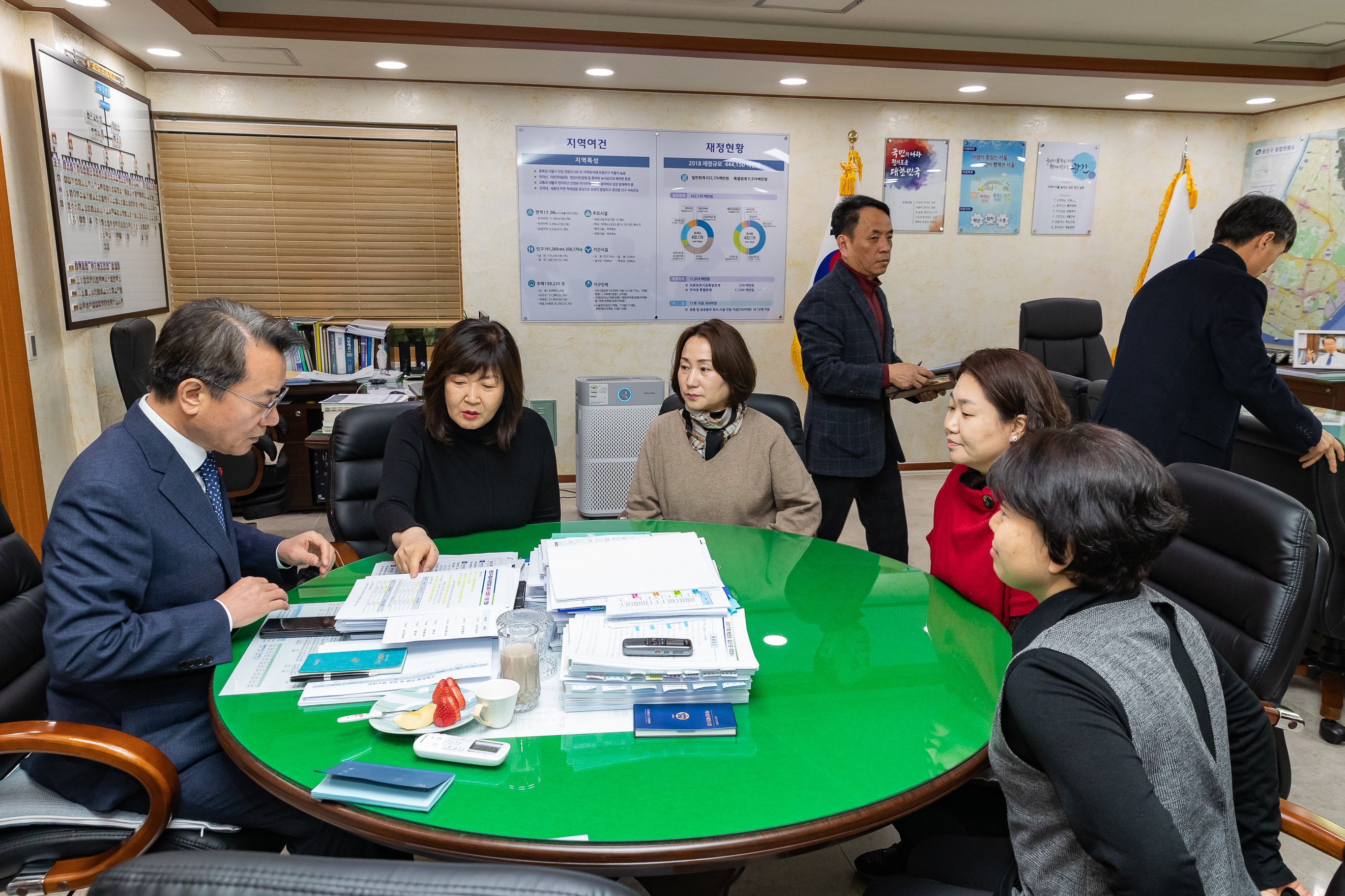 20181226-사립유치원연합회 불우이웃돕기 성금 전달식 184621.jpg