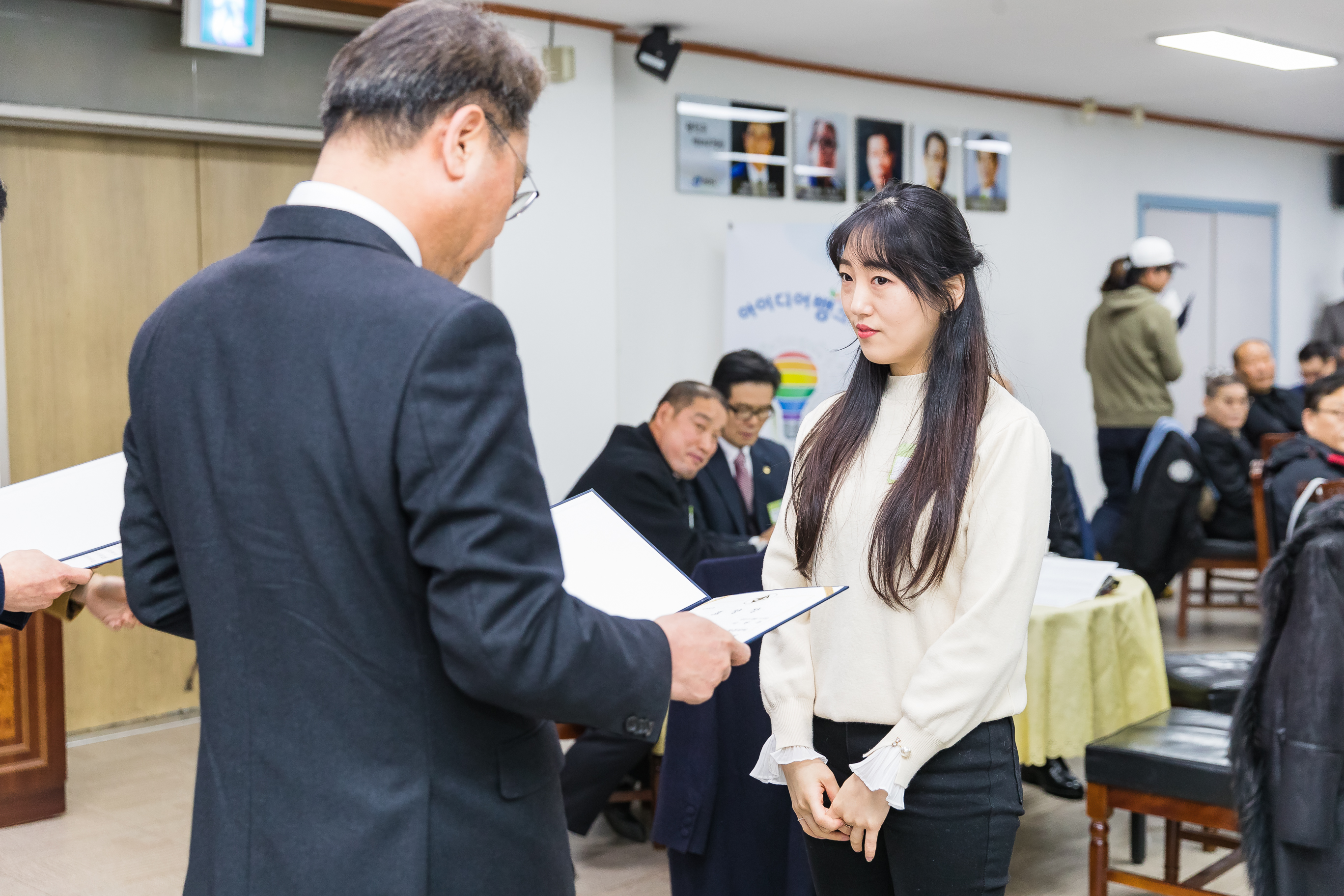 20181219-12월 정기 구민표창 수여식 183371.jpg