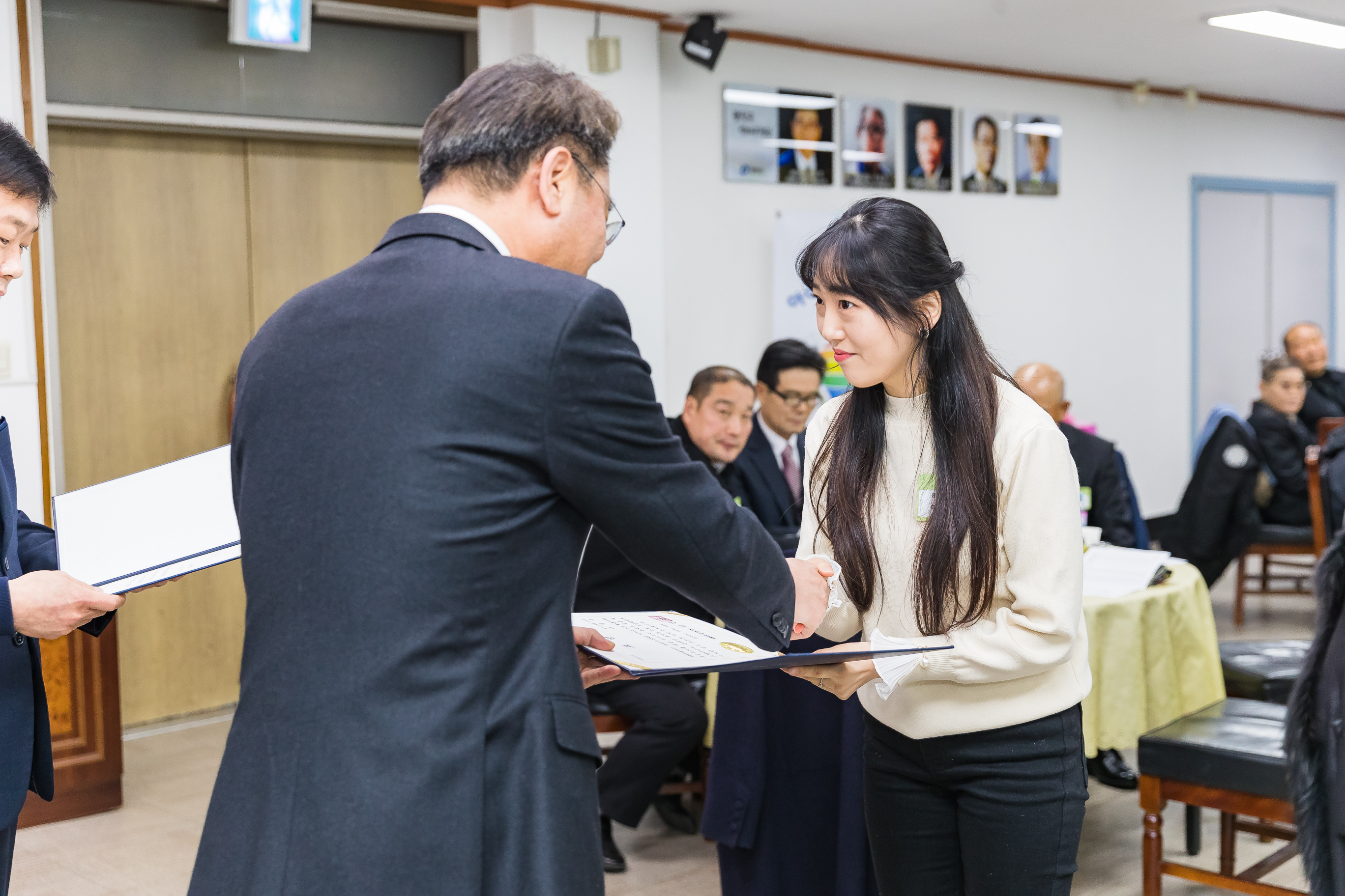 20181219-12월 정기 구민표창 수여식 183373.jpg