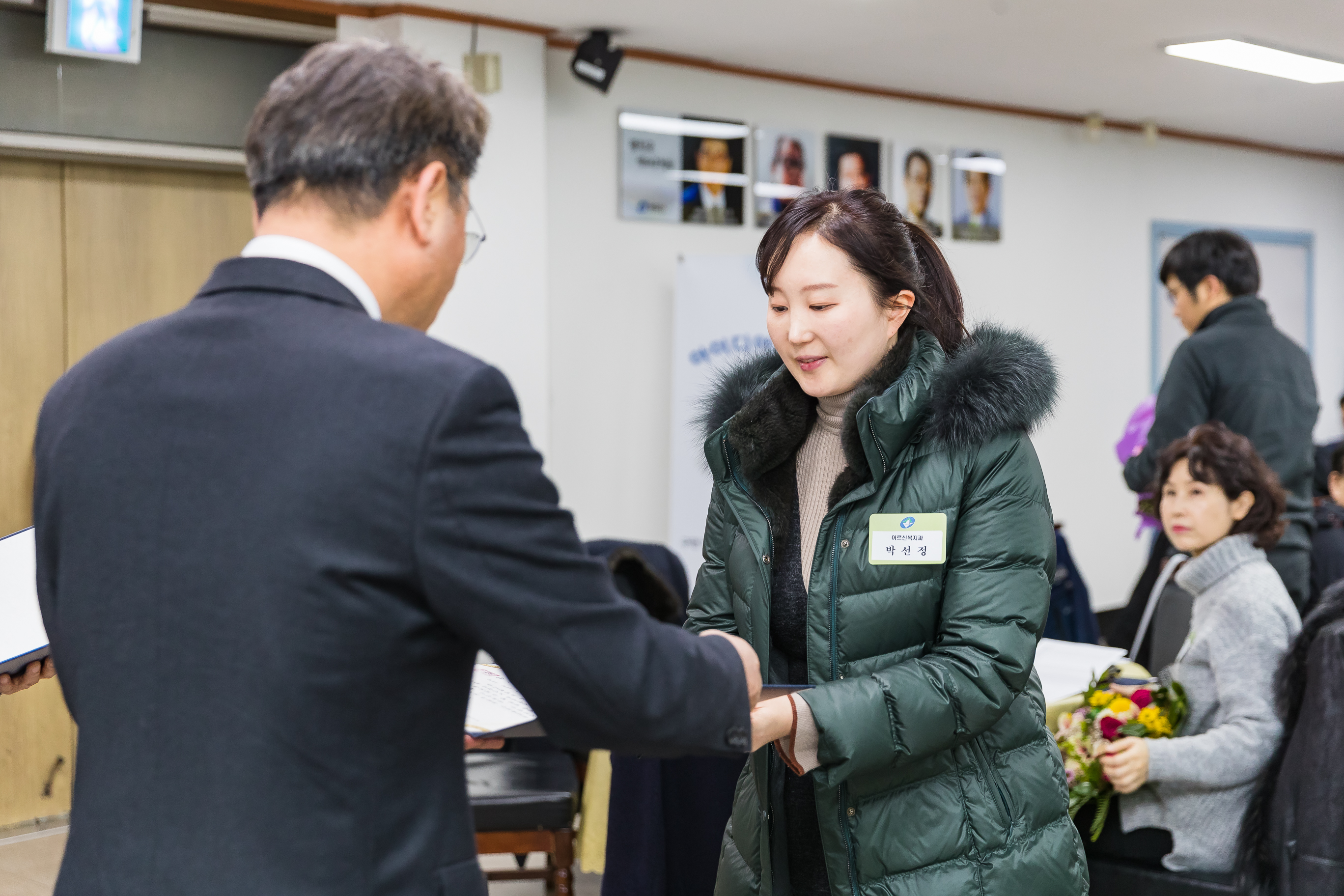 20181219-12월 정기 구민표창 수여식 183383.jpg