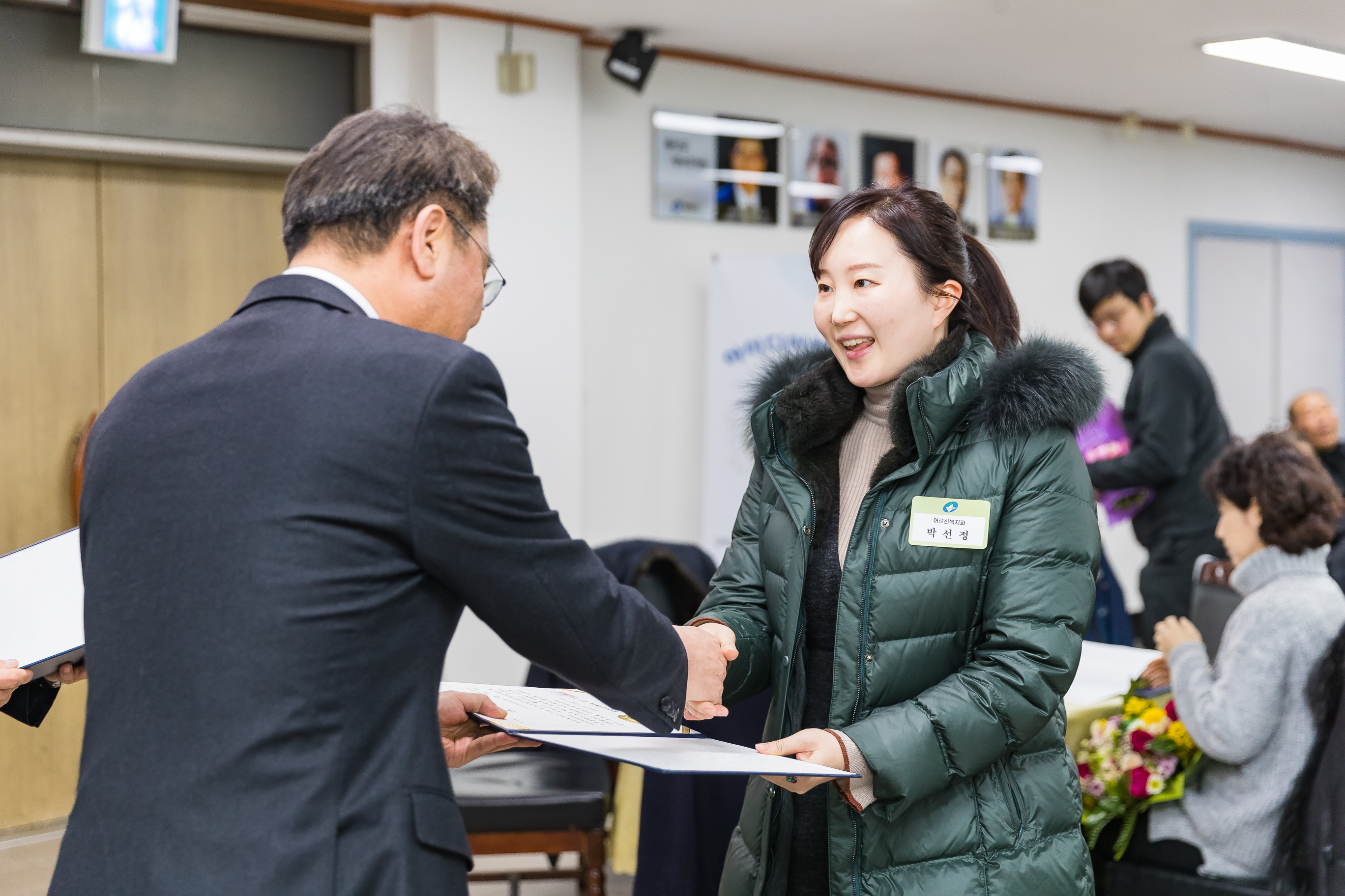 20181219-12월 정기 구민표창 수여식 183384.jpg