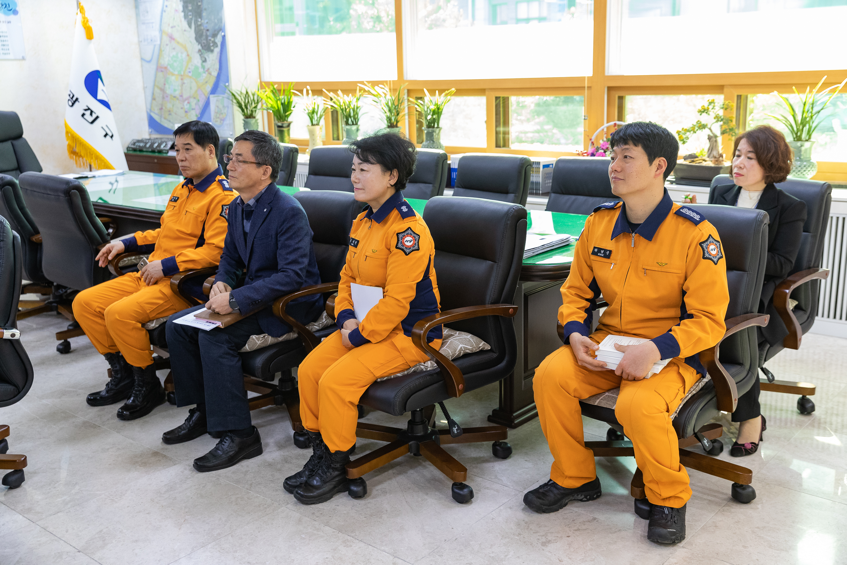 20181224-전통시장 소화기 증정식 184349.jpg