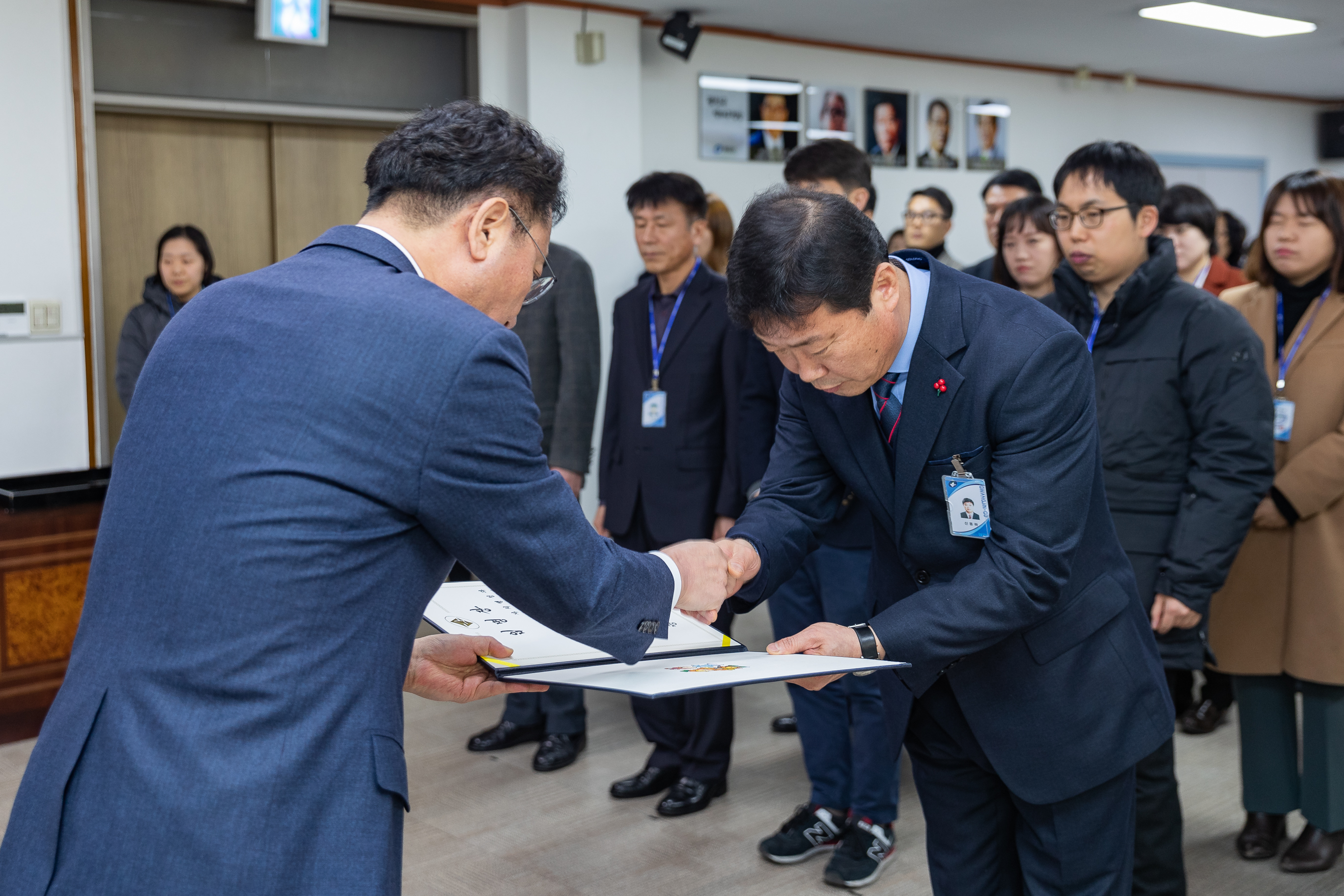 20181231-2019 상반기 승진임용 발령장 수여식 IB1_3885_S.jpg