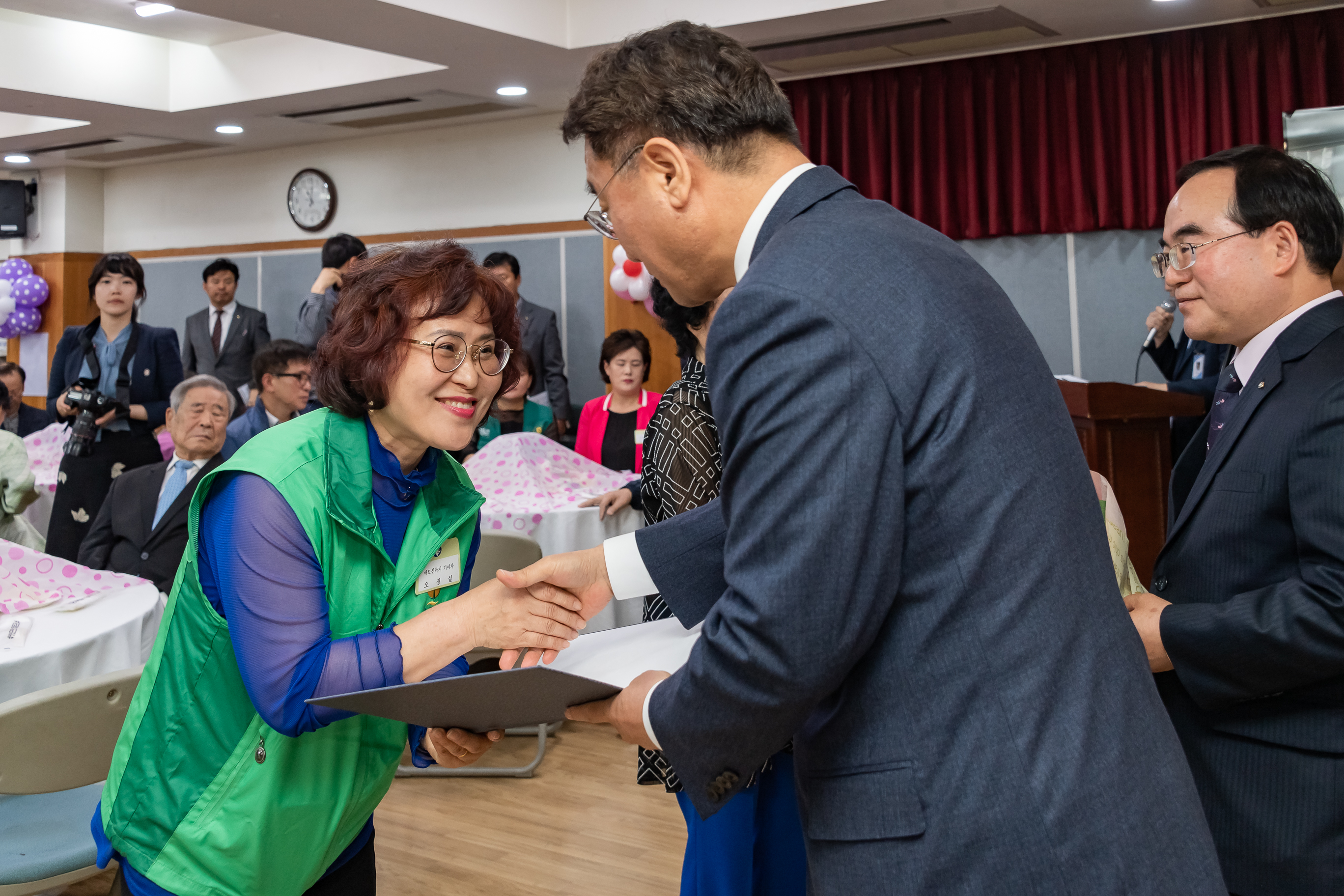 20190508-제47회 어버이날 기념 경로잔치 20190508-39933_S_100733.jpg