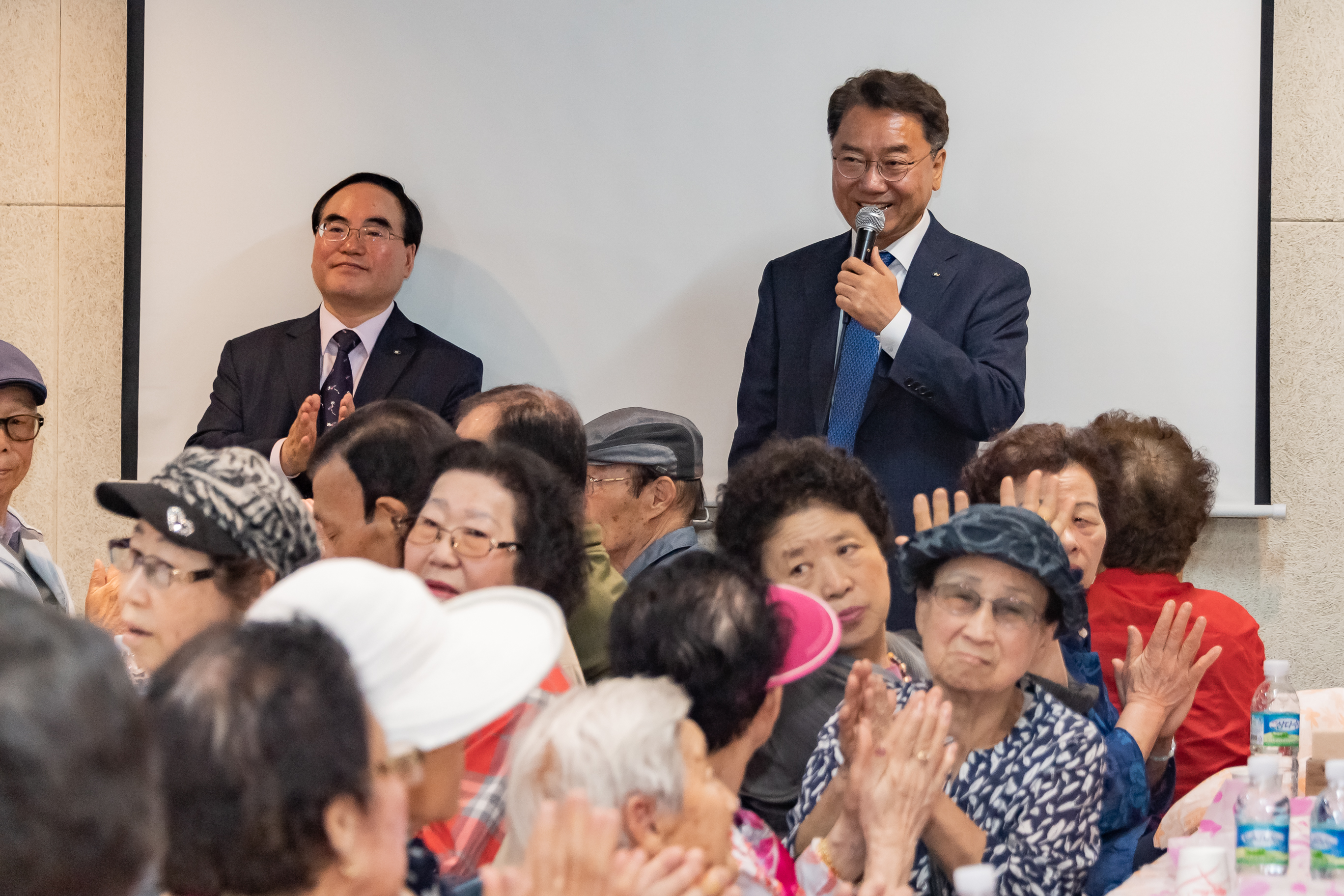 20190508-제47회 어버이날 기념 경로잔치 20190508-39826_S_100728.jpg