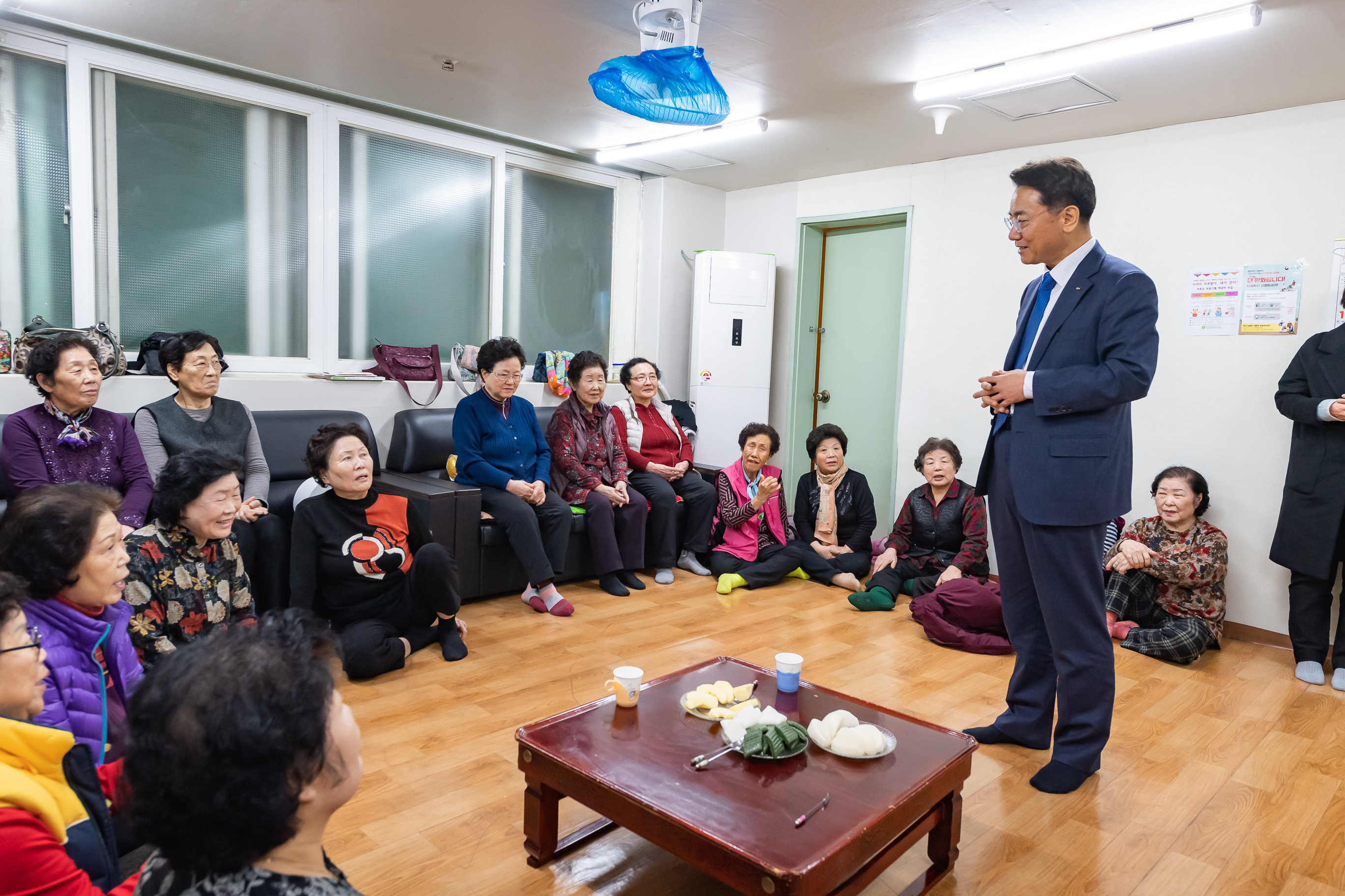 20190129-설맞이 노인복지시설 위문-자양1동 중앙경로당 ND5_8270_S.jpg