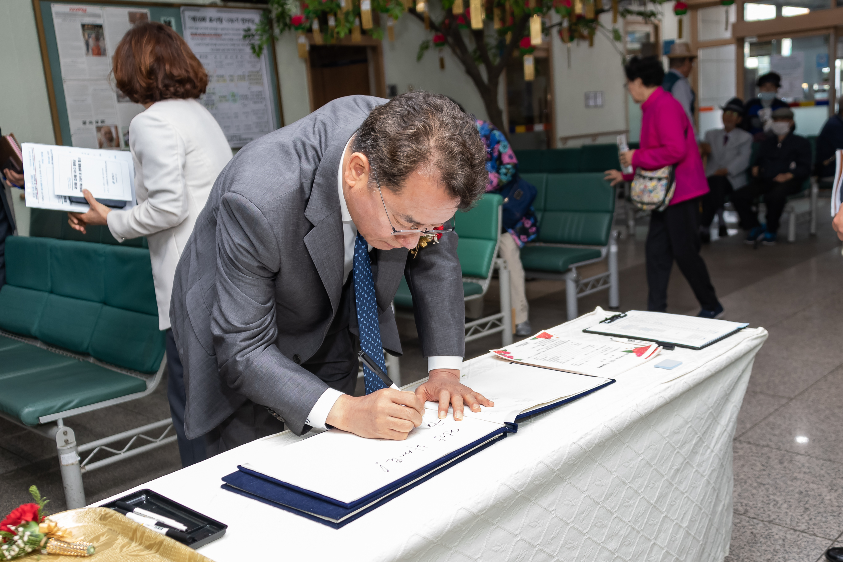 20190509-어버이날 기념식 및 경로축제-효사랑 나누기 한마당 20190509-41062_S_131918.jpg