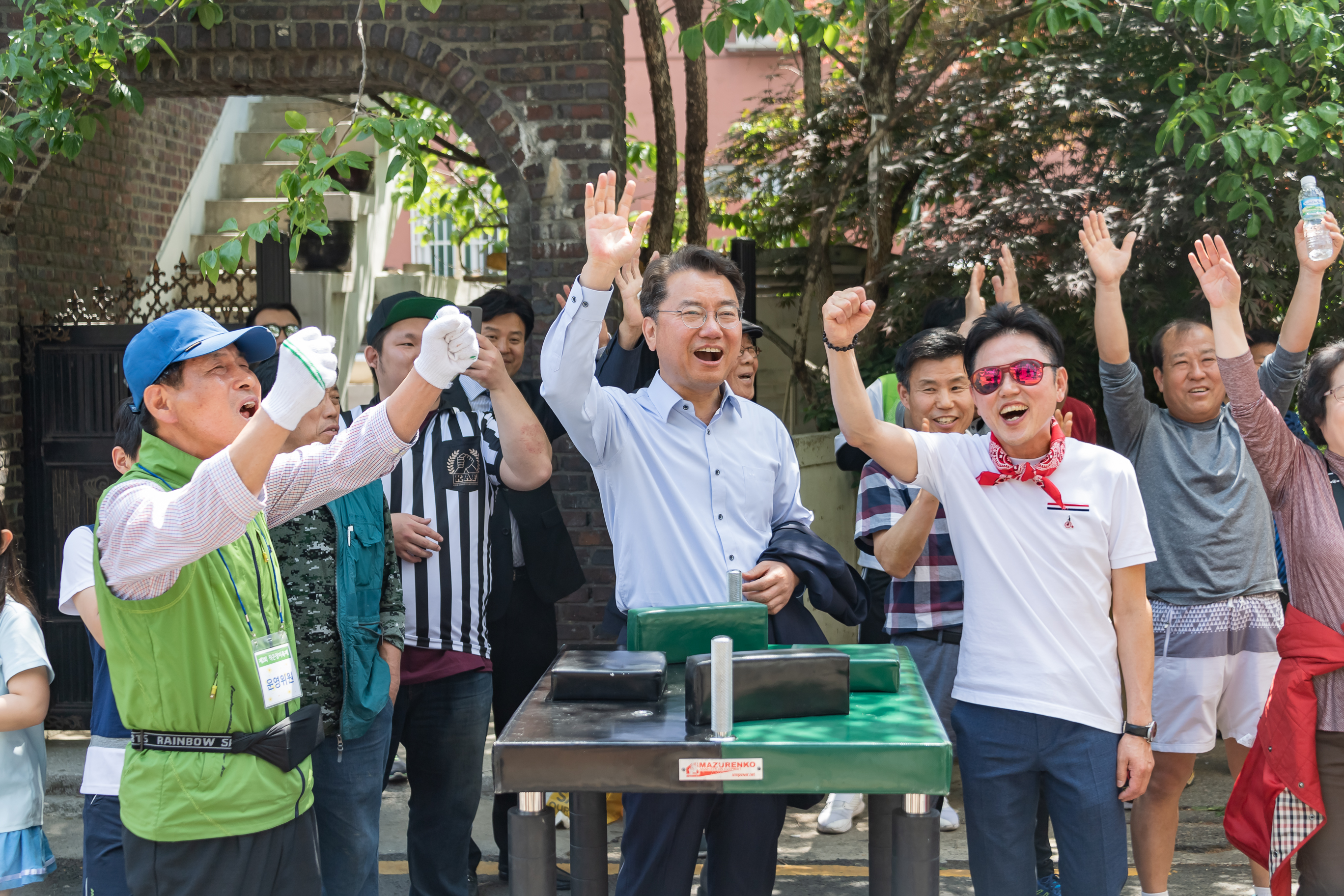 20190511-제3회 장미축제-자양3동 20190511-45284_S_112008.jpg