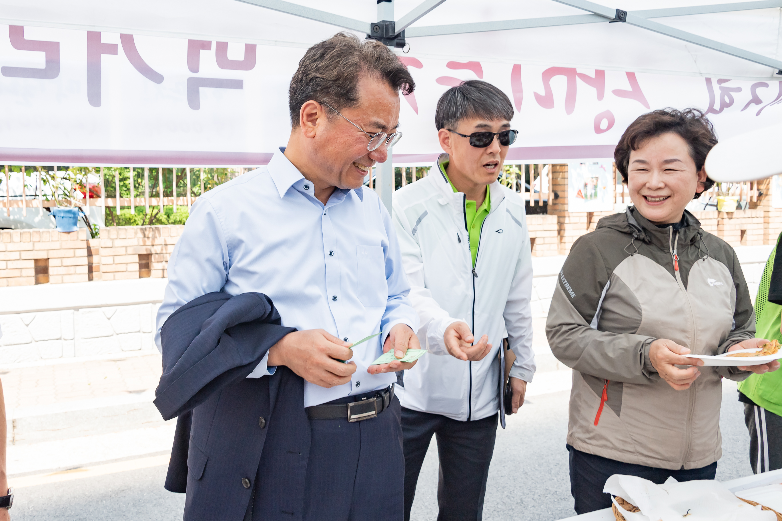 20190511-제3회 장미축제-자양3동 20190511-45397_S_112013.jpg
