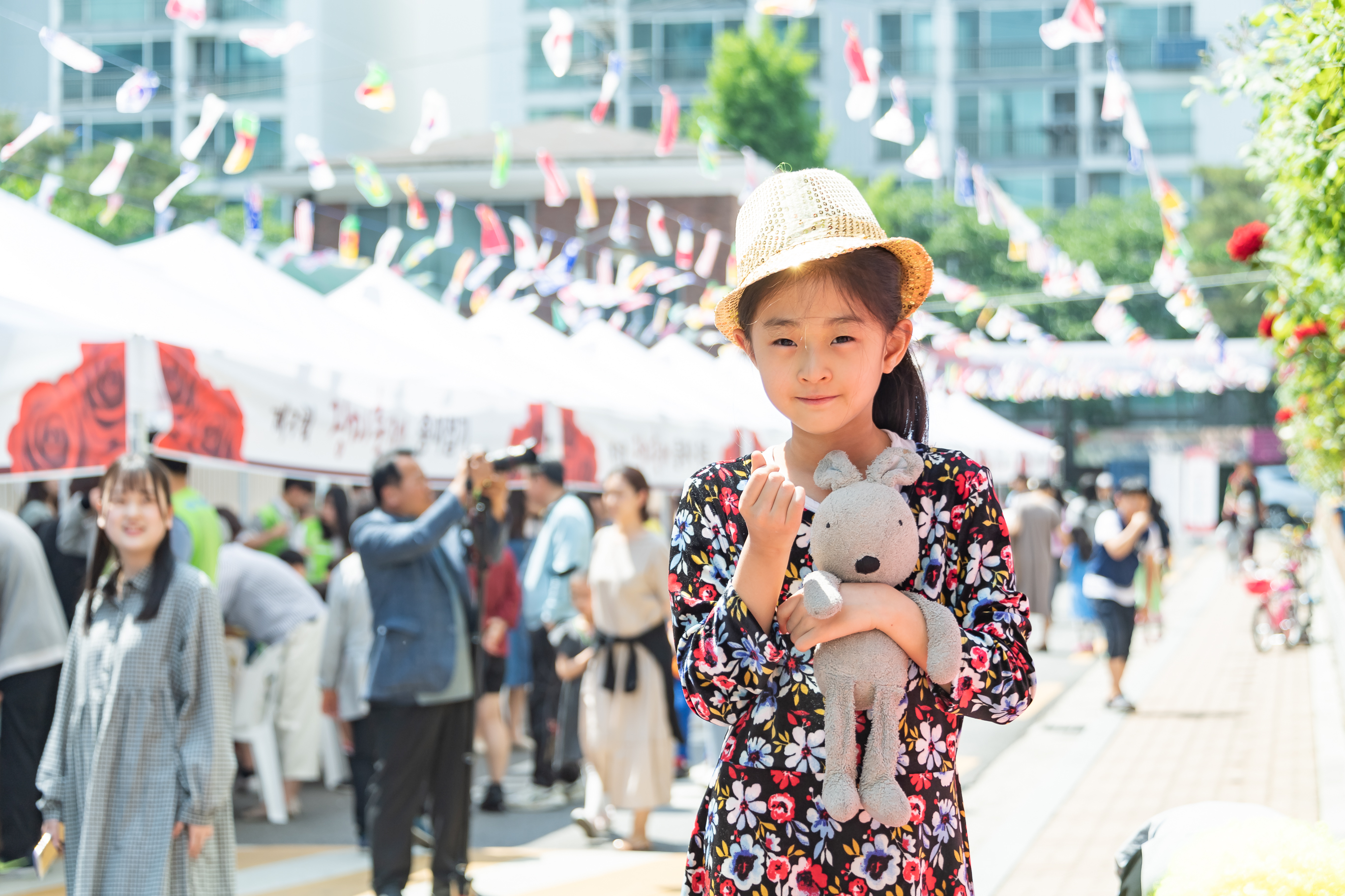 20190511-제3회 장미축제-자양3동 20190511-45449_S_112017.jpg