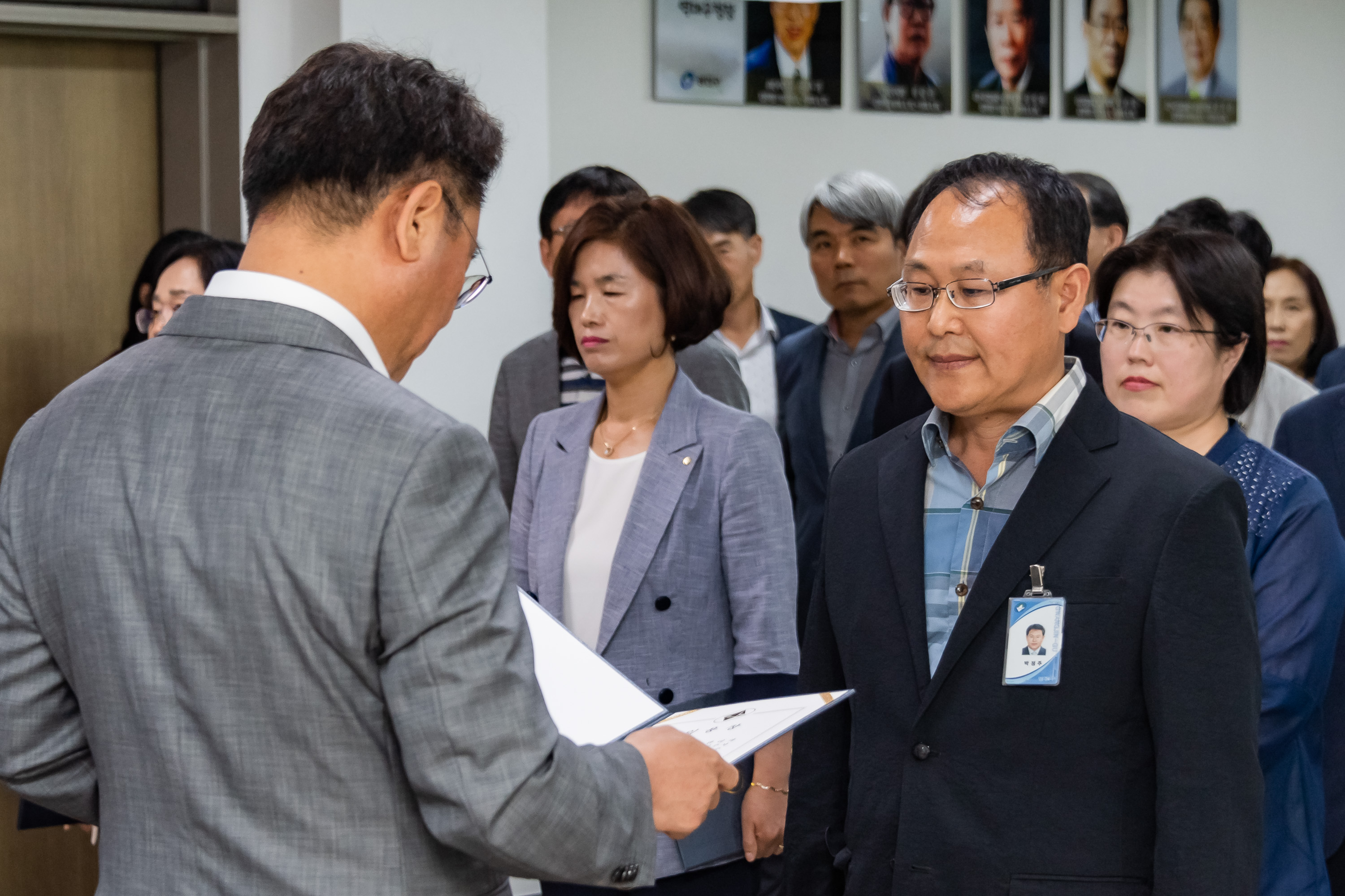 20190625-6급이상 공무원 발령장 수여식 20190625-84159_S_164411.jpg