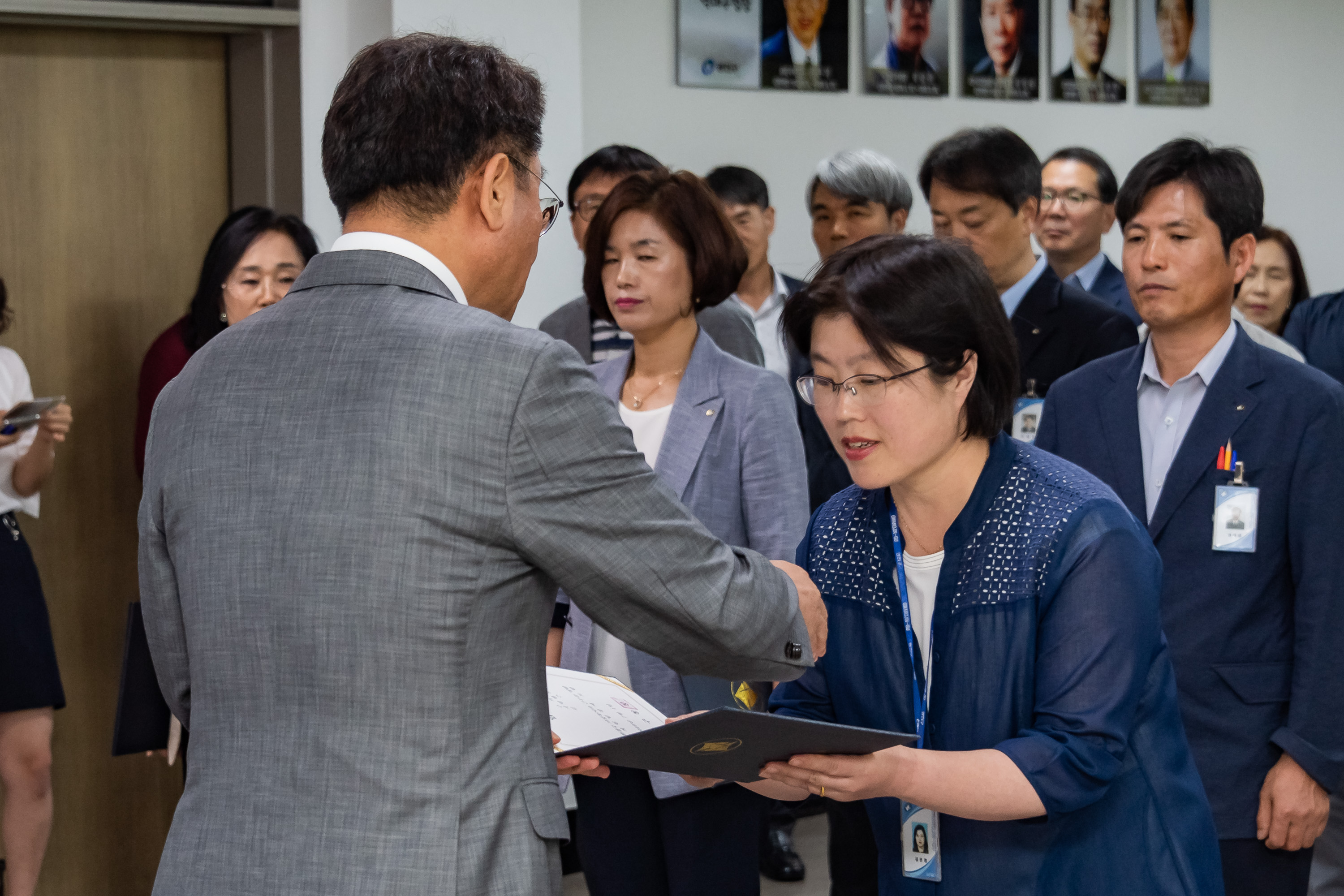 20190625-6급이상 공무원 발령장 수여식 20190625-84168_S_164412.jpg