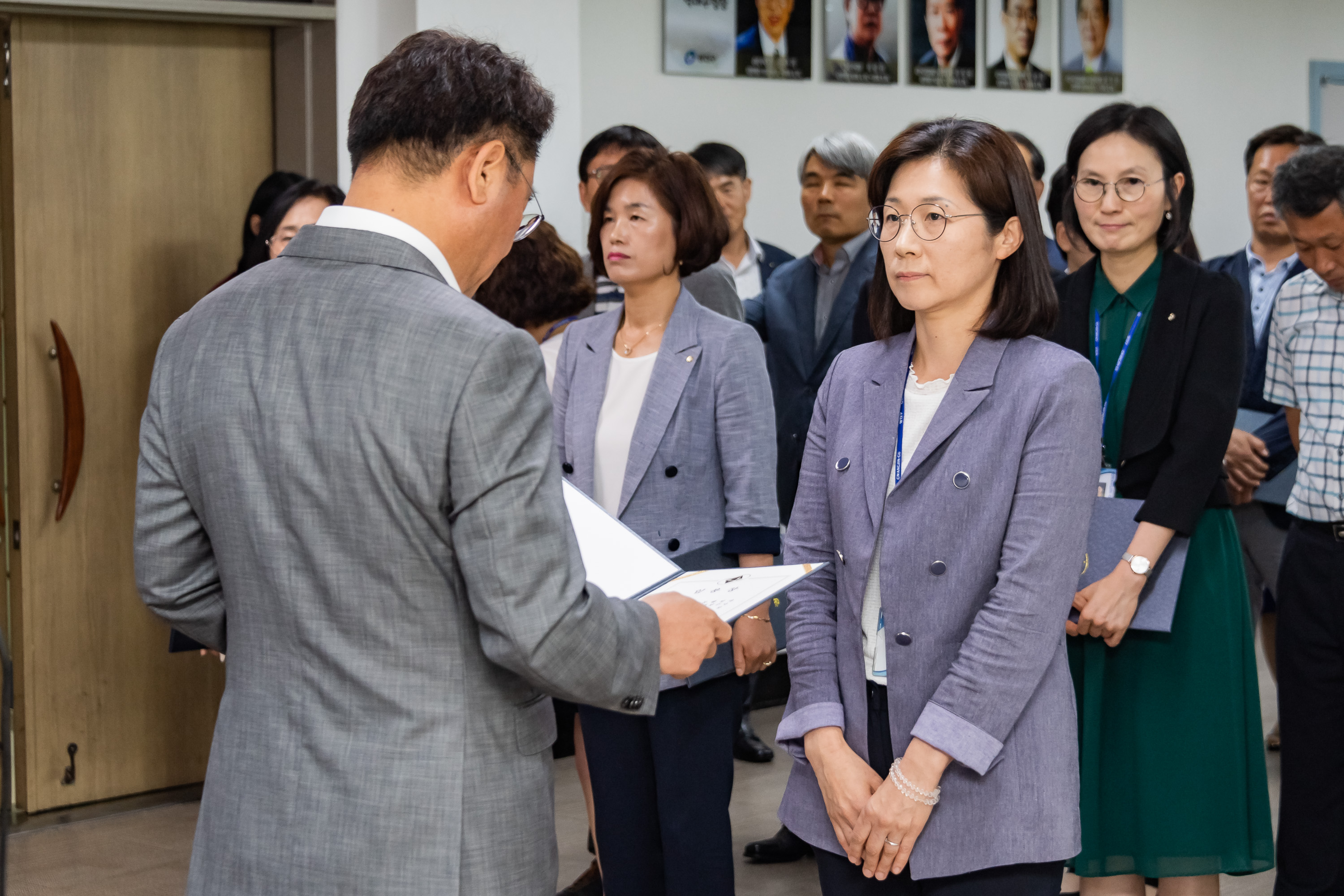 20190625-6급이상 공무원 발령장 수여식 20190625-84177_S_164413.jpg