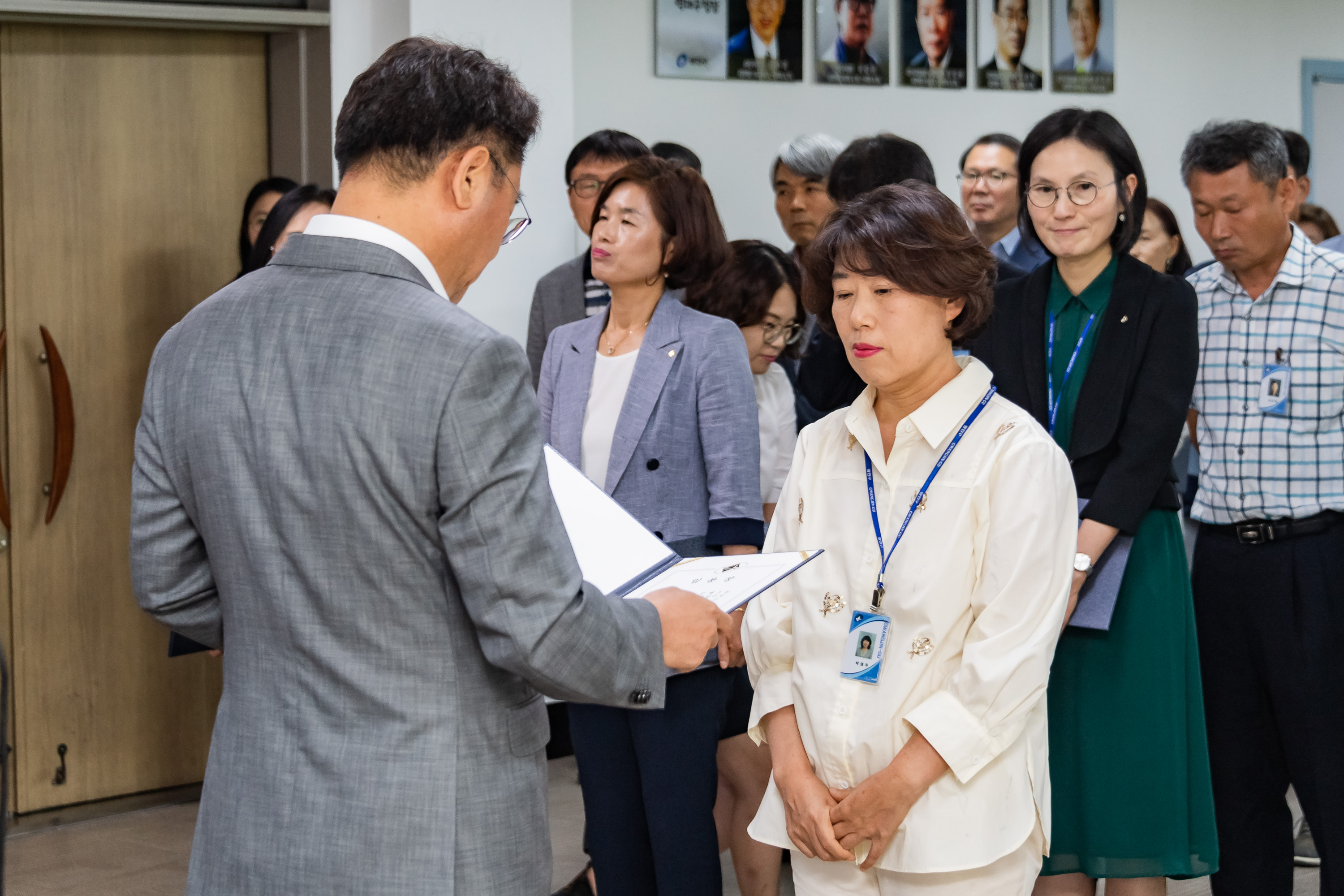 20190625-6급이상 공무원 발령장 수여식 20190625-84252_S_164419.jpg