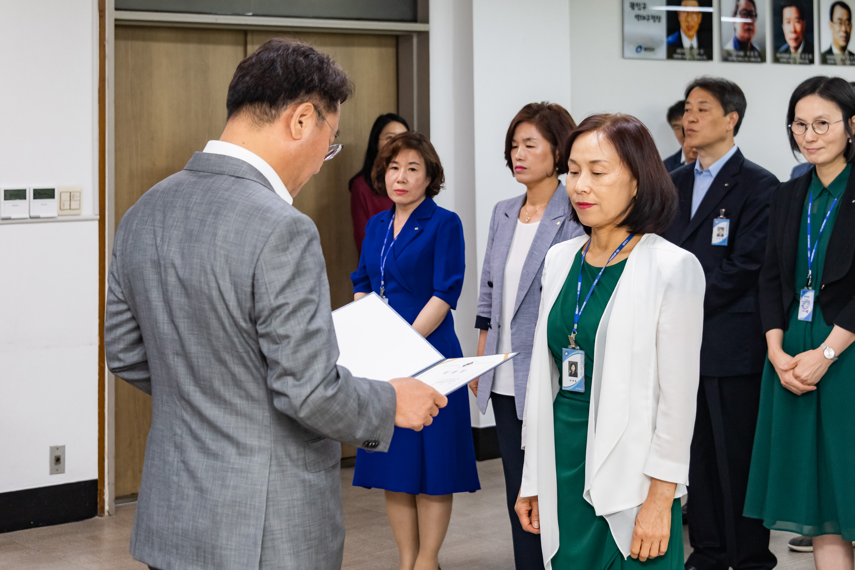 20190625-6급이상 공무원 발령장 수여식 20190625-83943_S_164359.jpg