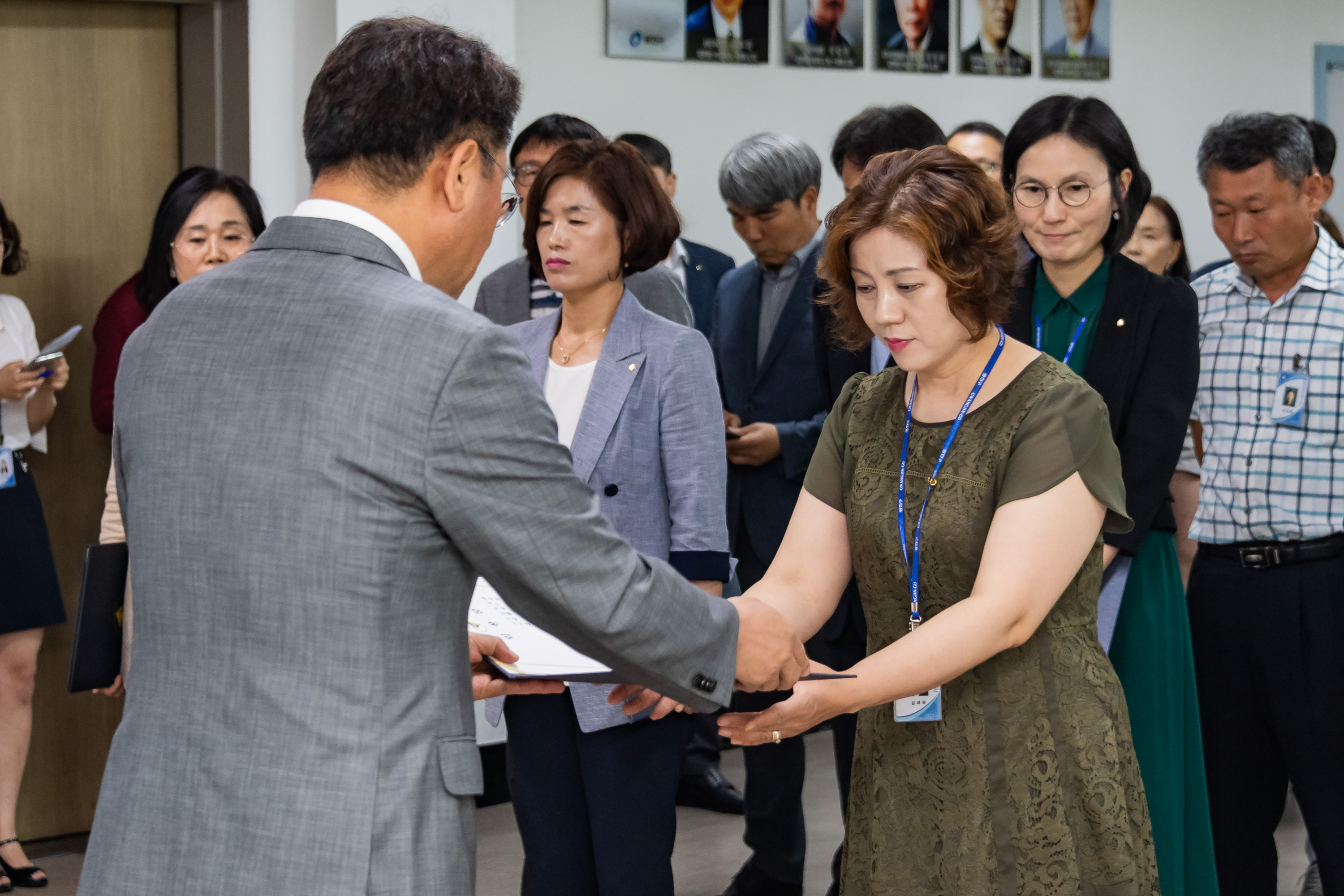 20190625-6급이상 공무원 발령장 수여식 20190625-84282_S_164420.jpg