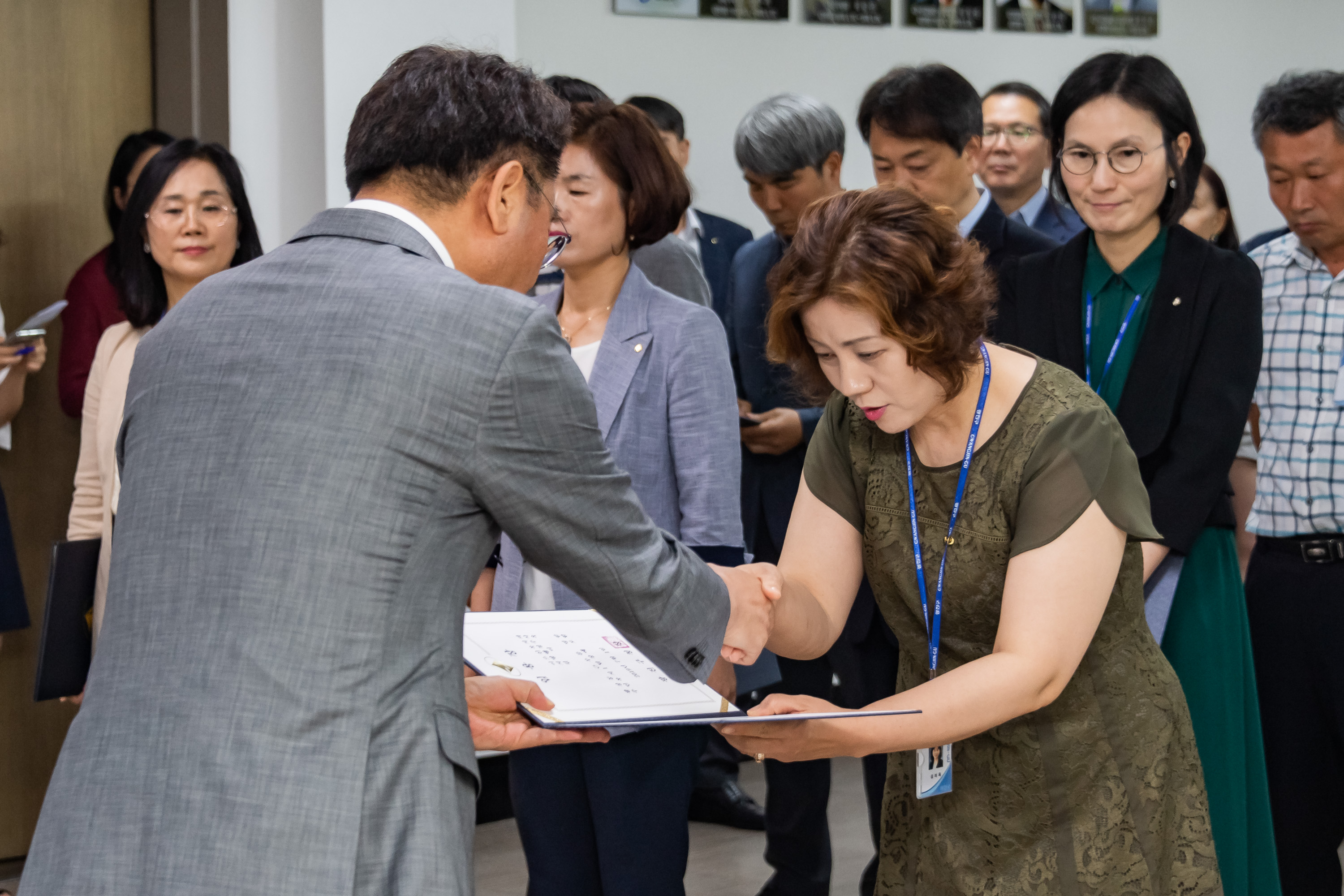 20190625-6급이상 공무원 발령장 수여식 20190625-84284_S_164420.jpg