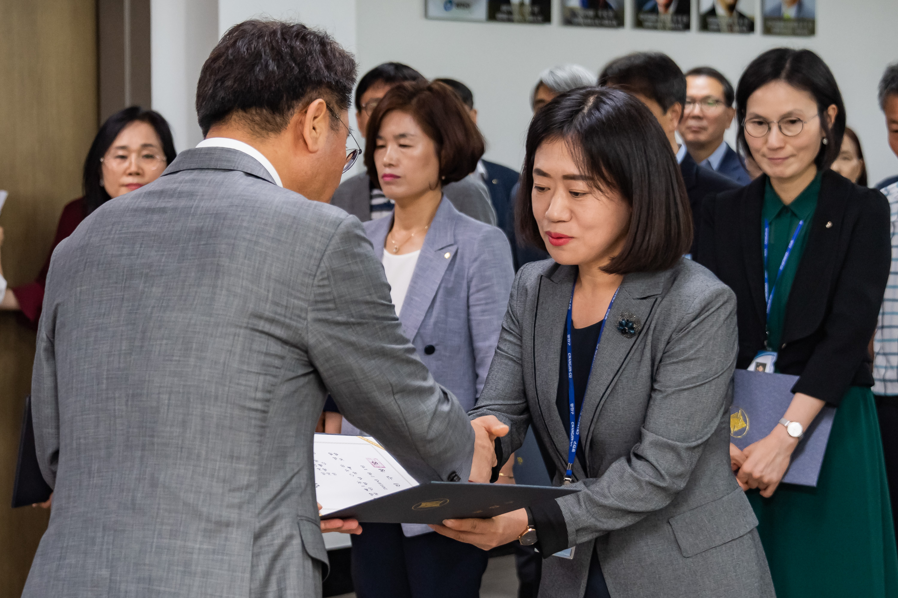 20190625-6급이상 공무원 발령장 수여식 20190625-84296_S_164422.jpg