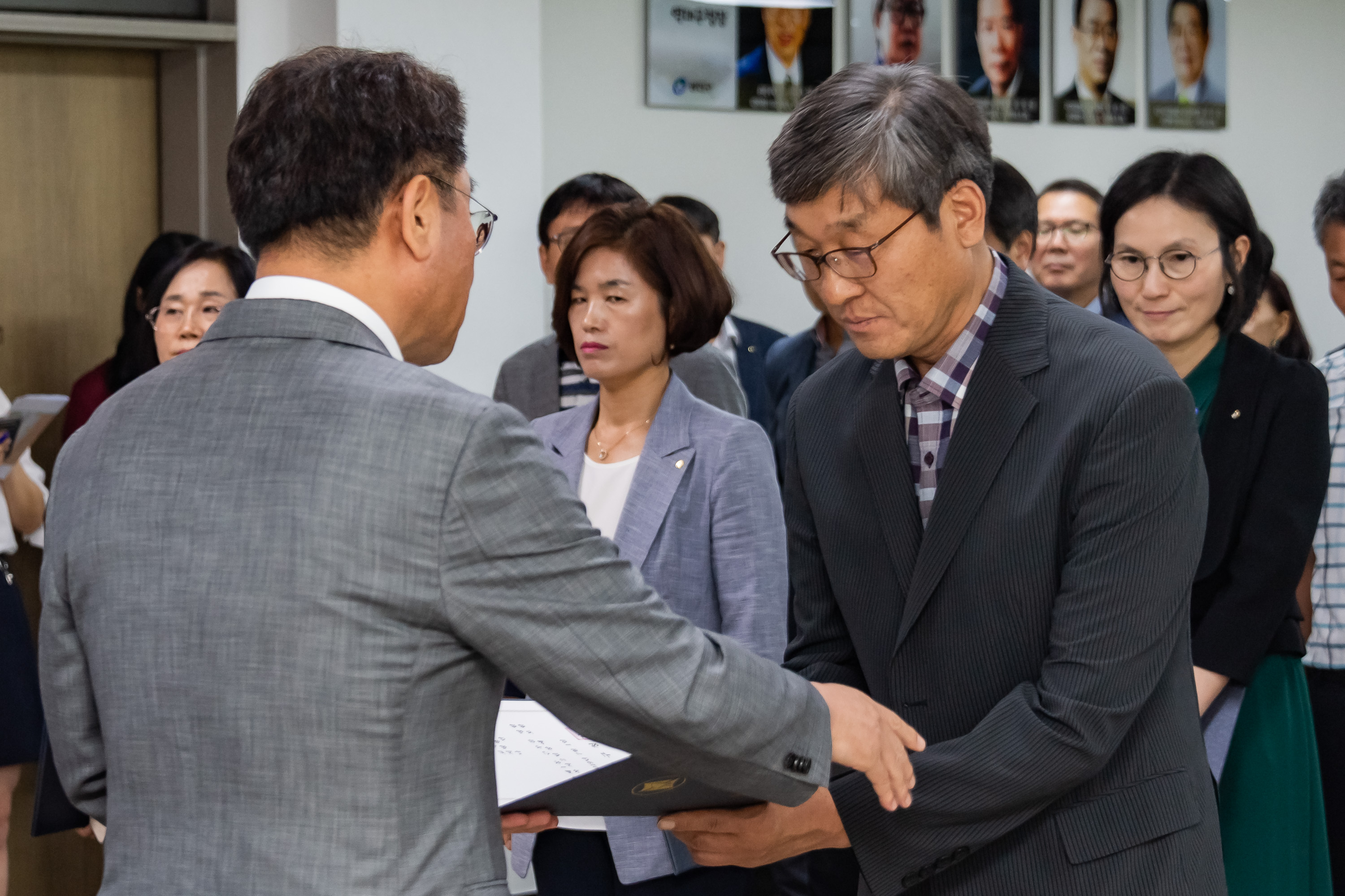 20190625-6급이상 공무원 발령장 수여식 20190625-84300_S_164422.jpg