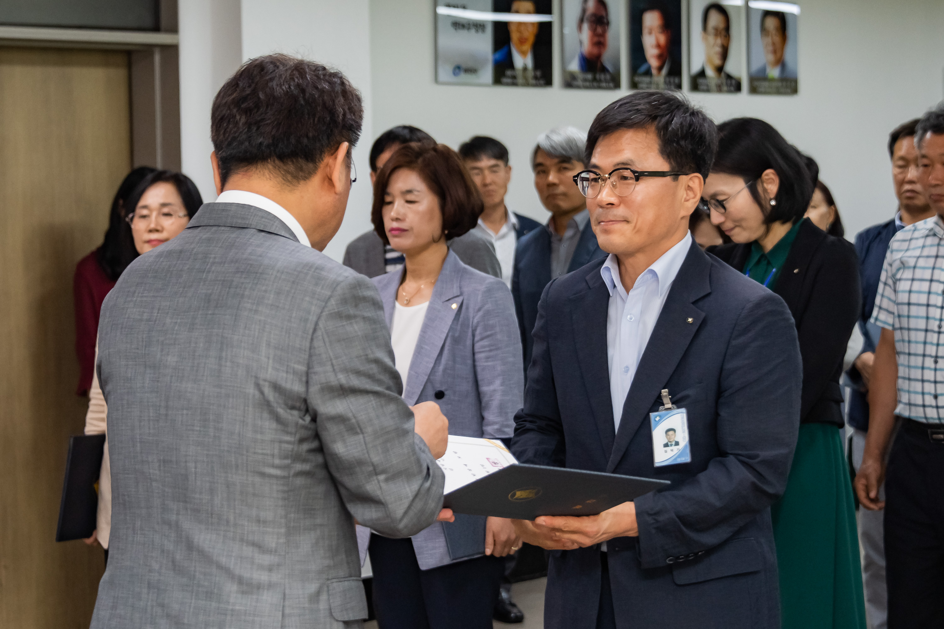 20190625-6급이상 공무원 발령장 수여식 20190625-84330_S_164424.jpg