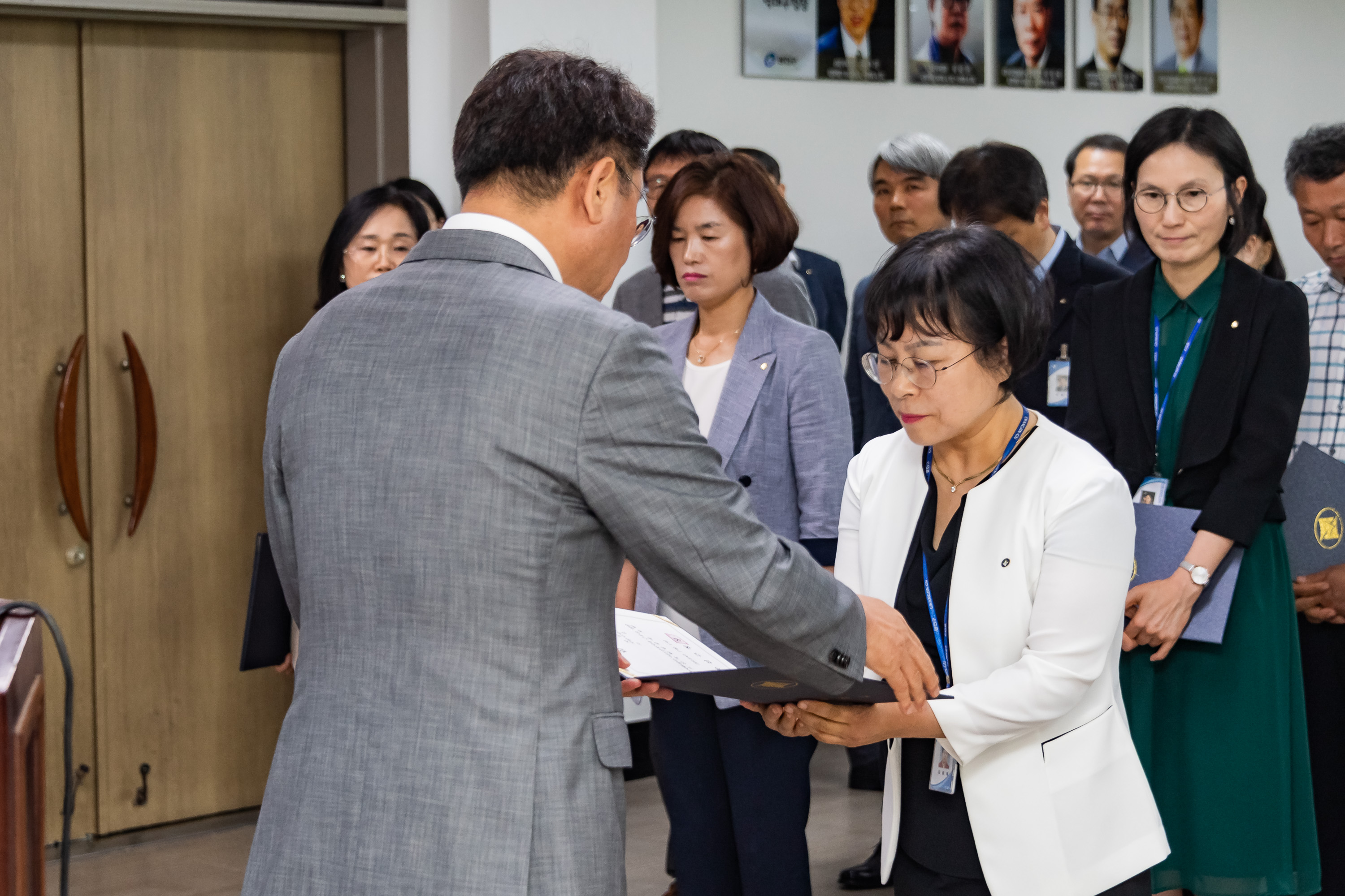 20190625-6급이상 공무원 발령장 수여식 20190625-84344_S_164425.jpg