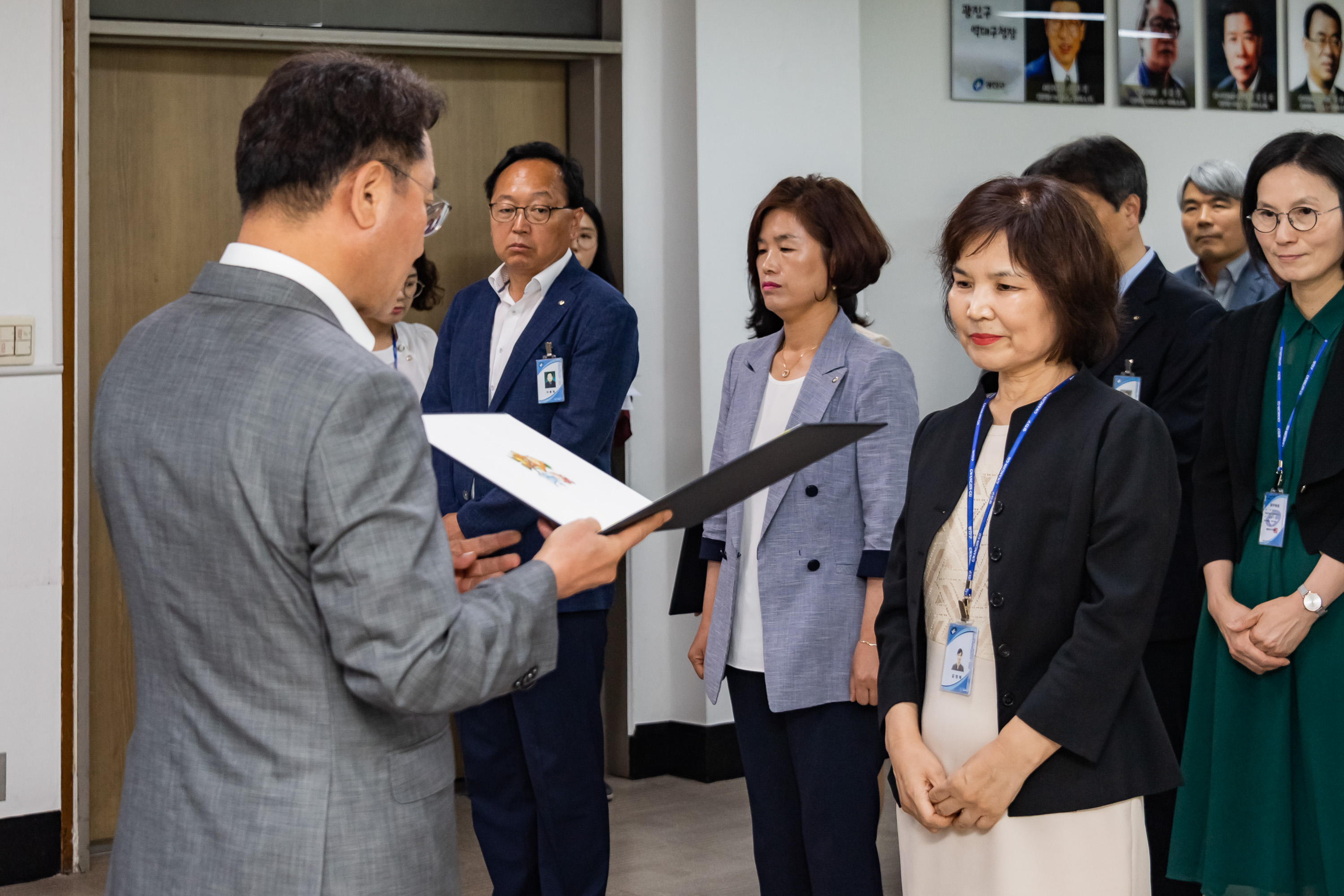 20190625-6급이상 공무원 발령장 수여식 20190625-83988_S_164401.jpg