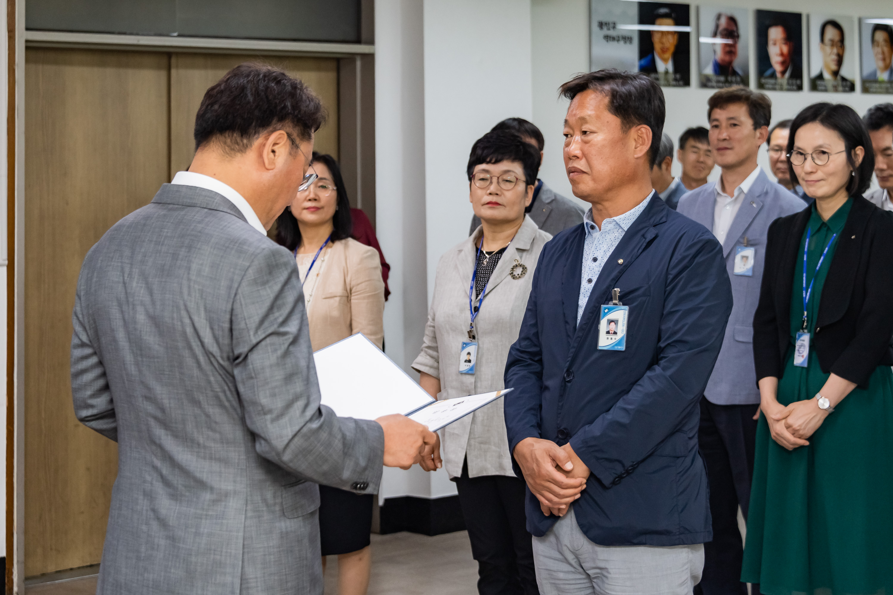 20190625-6급이상 공무원 발령장 수여식 20190625-84014_S_164403.jpg