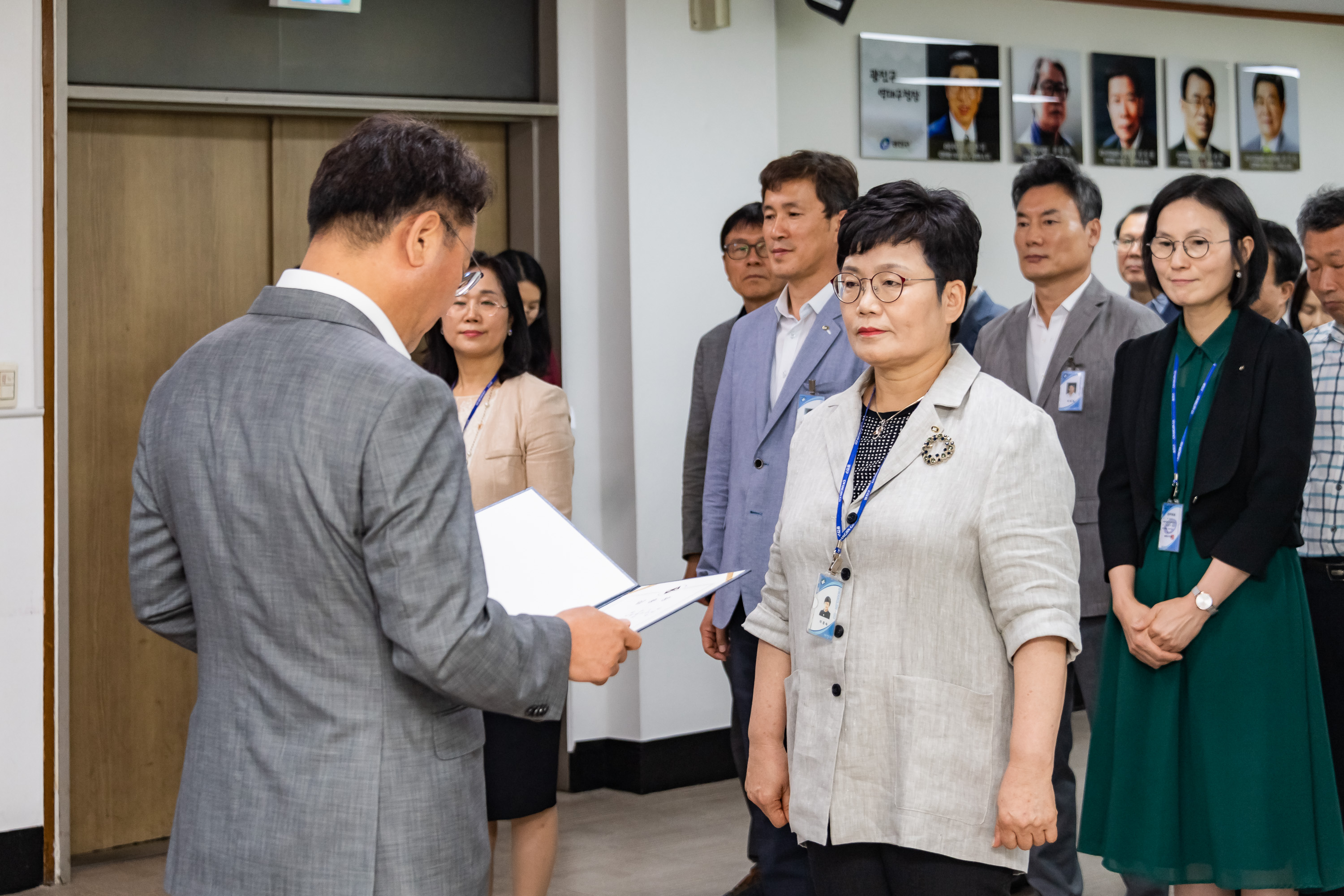 20190625-6급이상 공무원 발령장 수여식 20190625-84023_S_164403.jpg