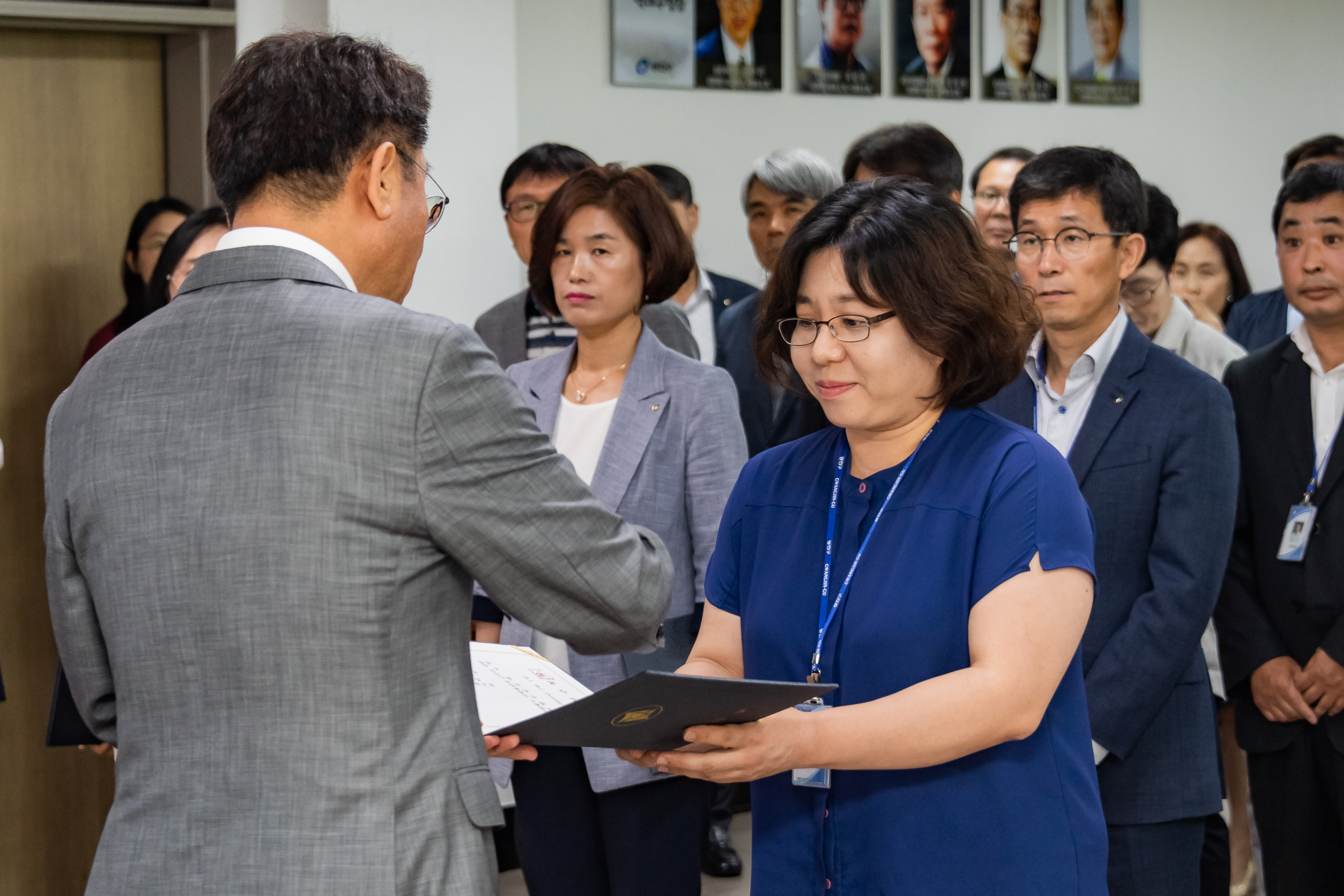 20190625-6급이상 공무원 발령장 수여식 20190625-84119_S_164409.jpg