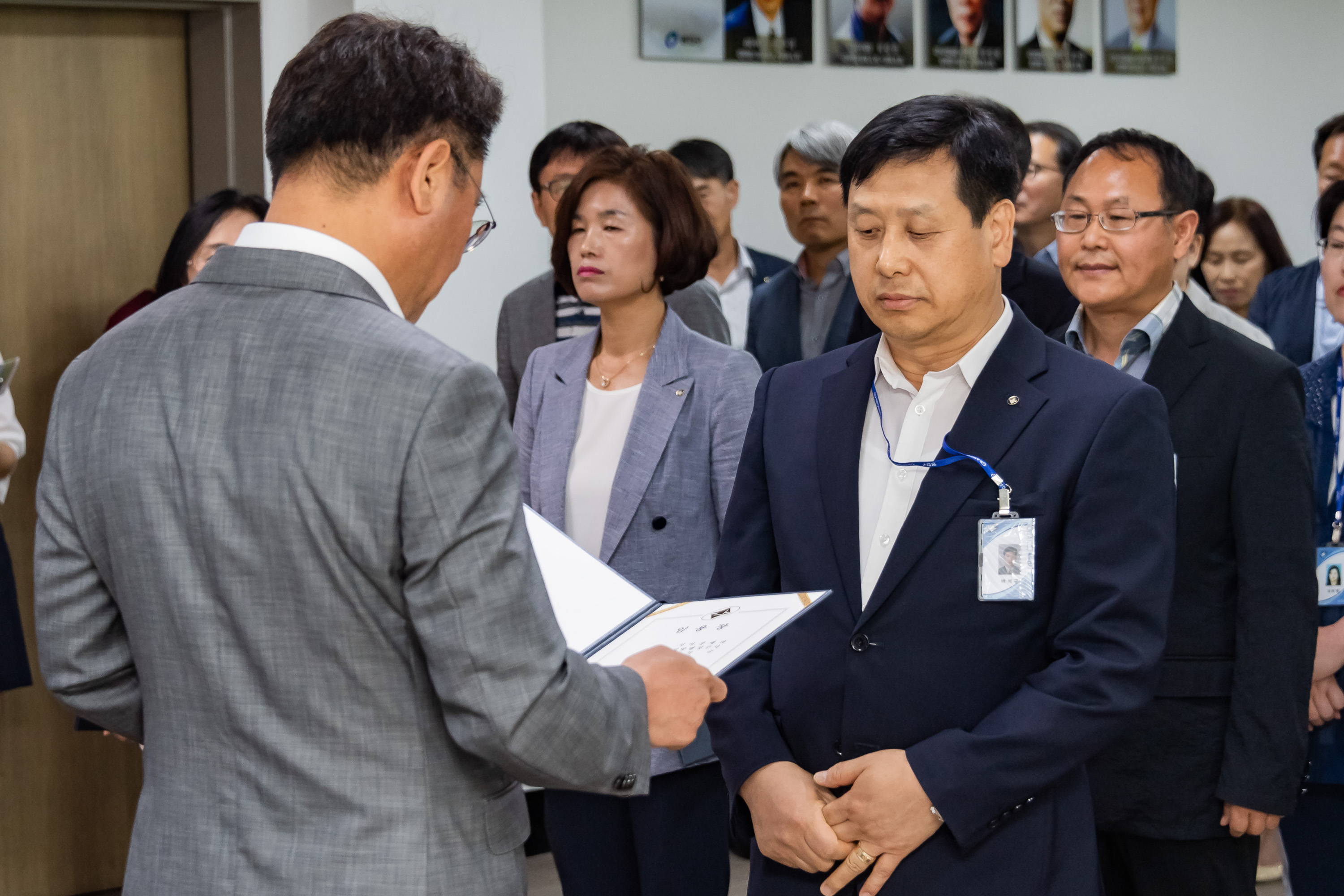 20190625-6급이상 공무원 발령장 수여식 20190625-84150_S_164411.jpg