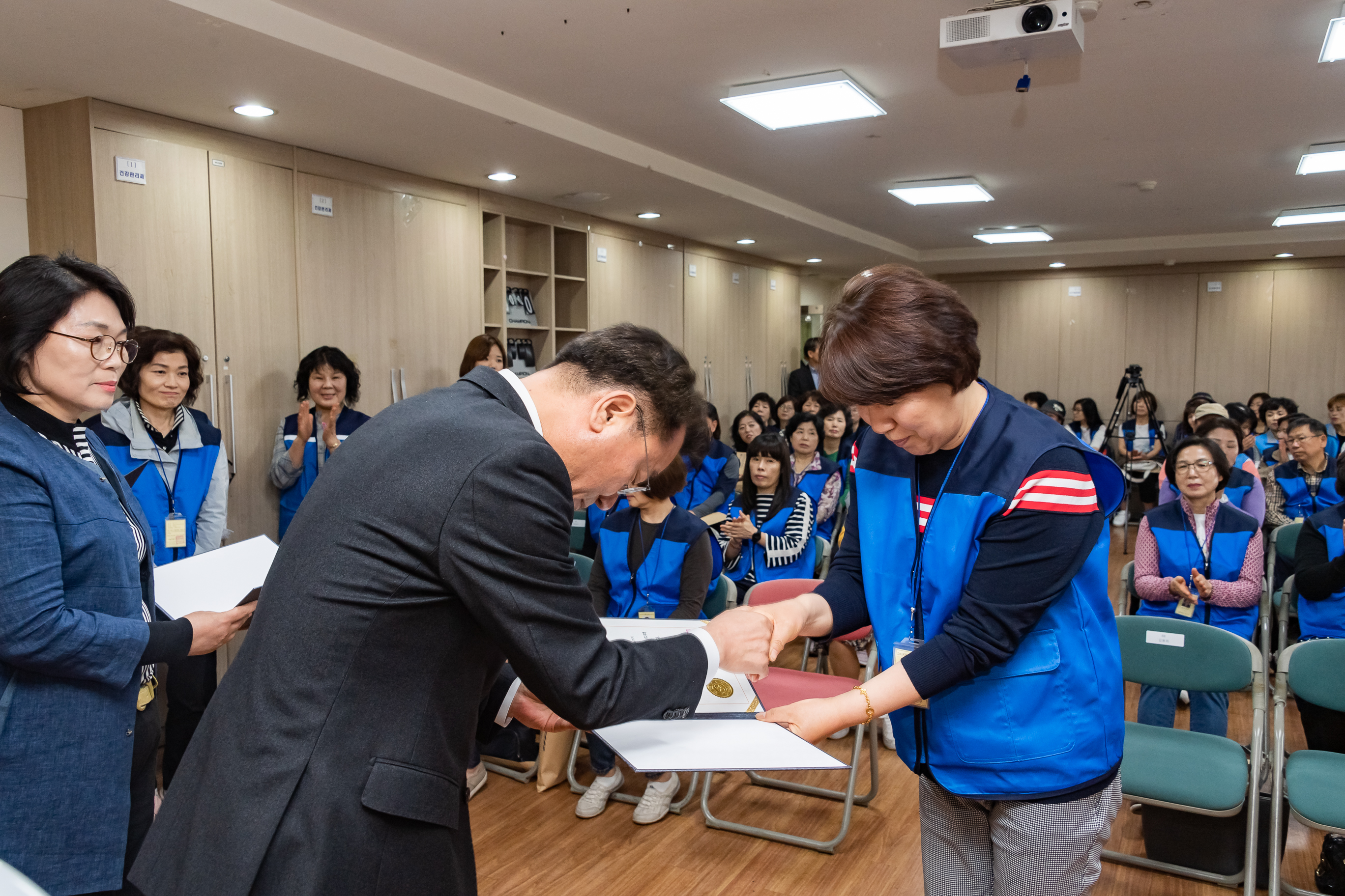 20190423-2019년 소비자식품위생감시원 위촉 및 직무교육 20190423-22791_S_200514.jpg