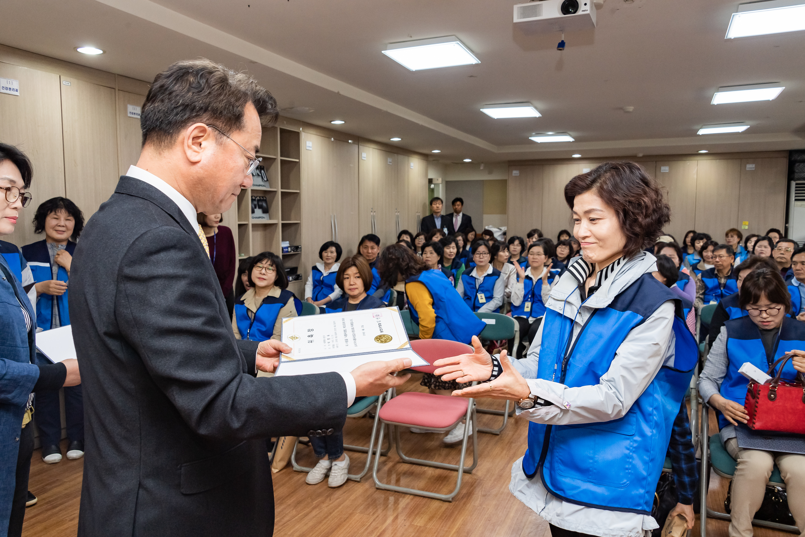 20190423-2019년 소비자식품위생감시원 위촉 및 직무교육 20190423-22795_S_200515.jpg