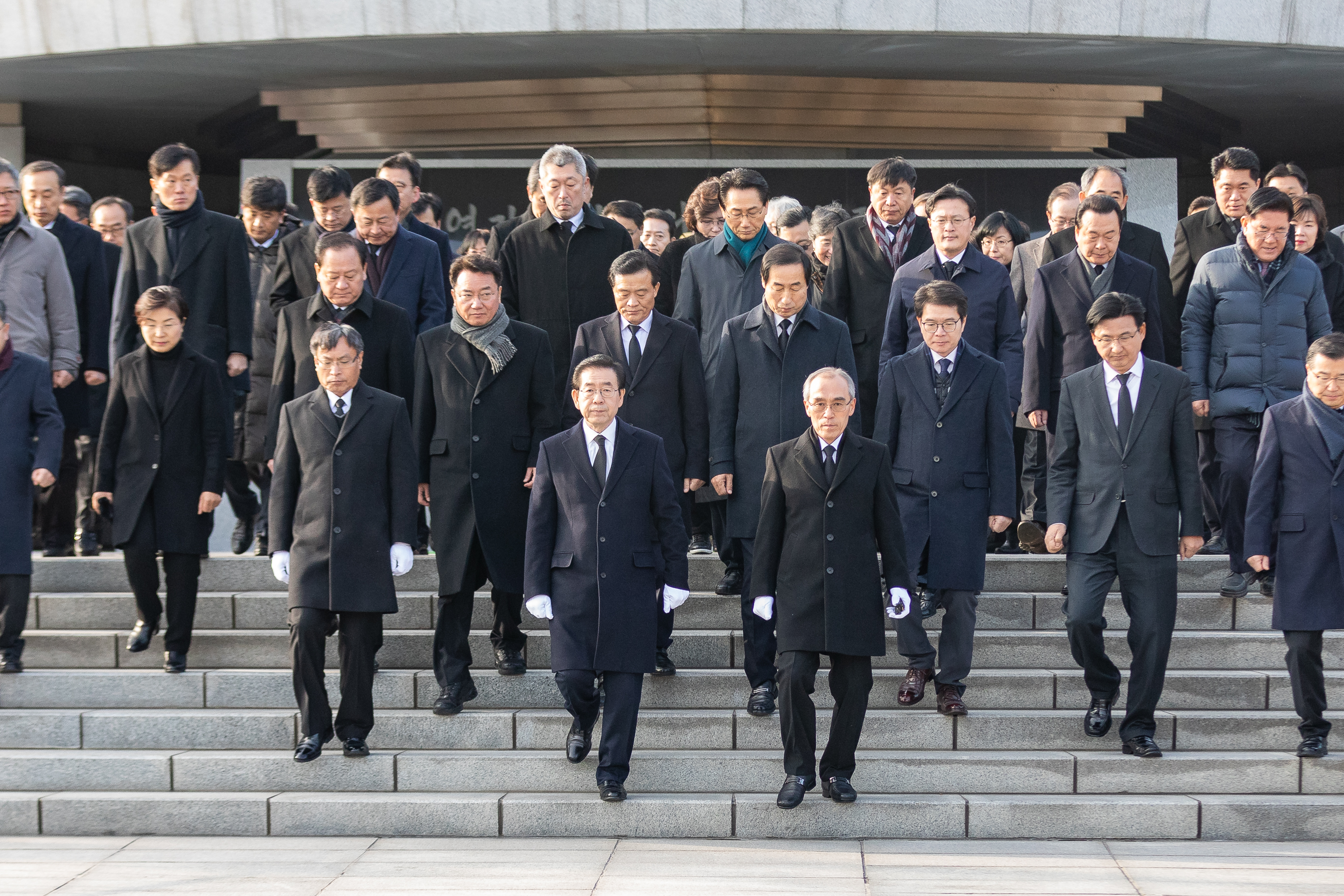 20190101-국립서울현충원 참배 0018_IB5_7729_S.jpg