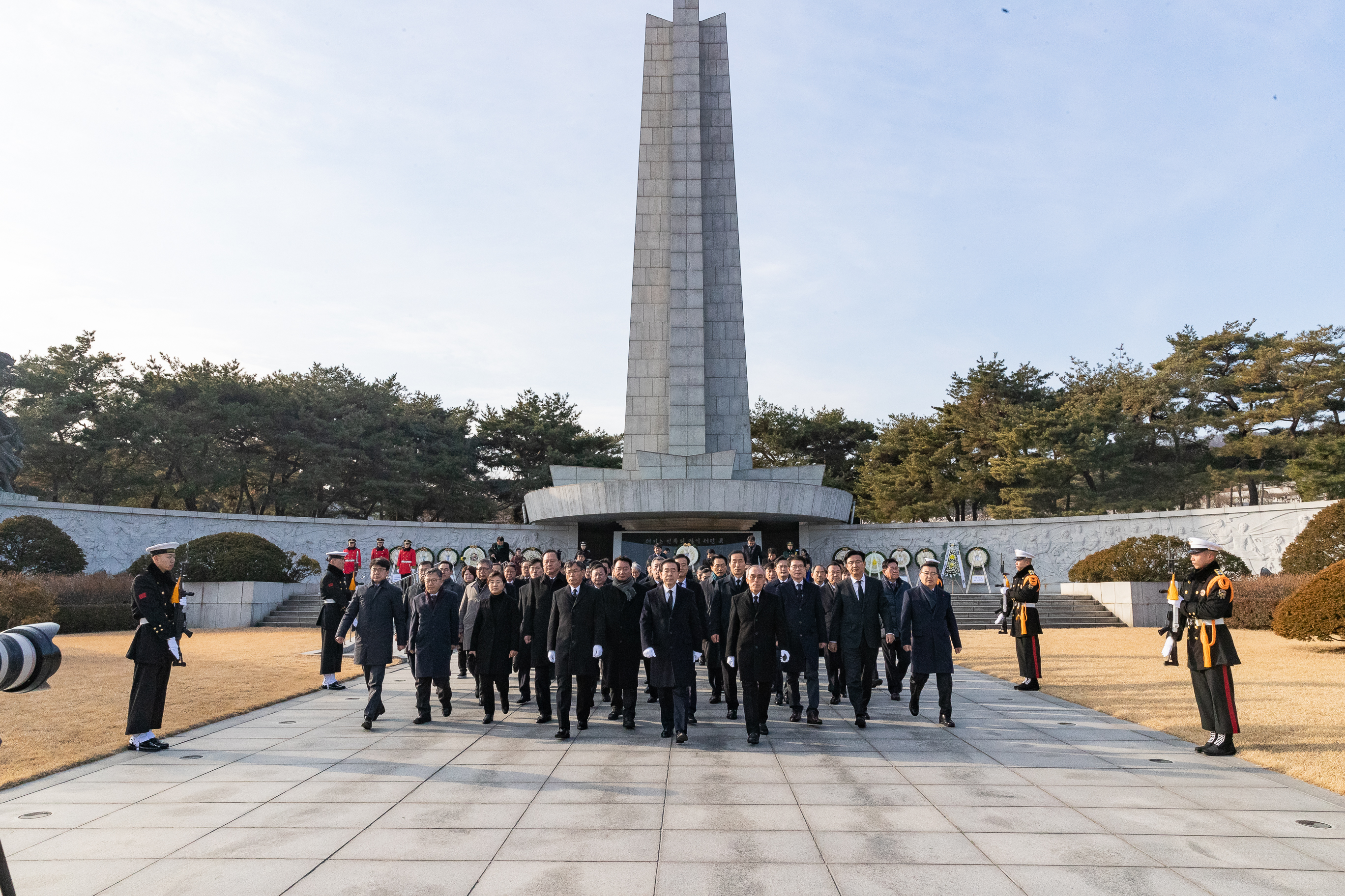 20190101-국립서울현충원 참배 0019_IB1_5631_S.jpg
